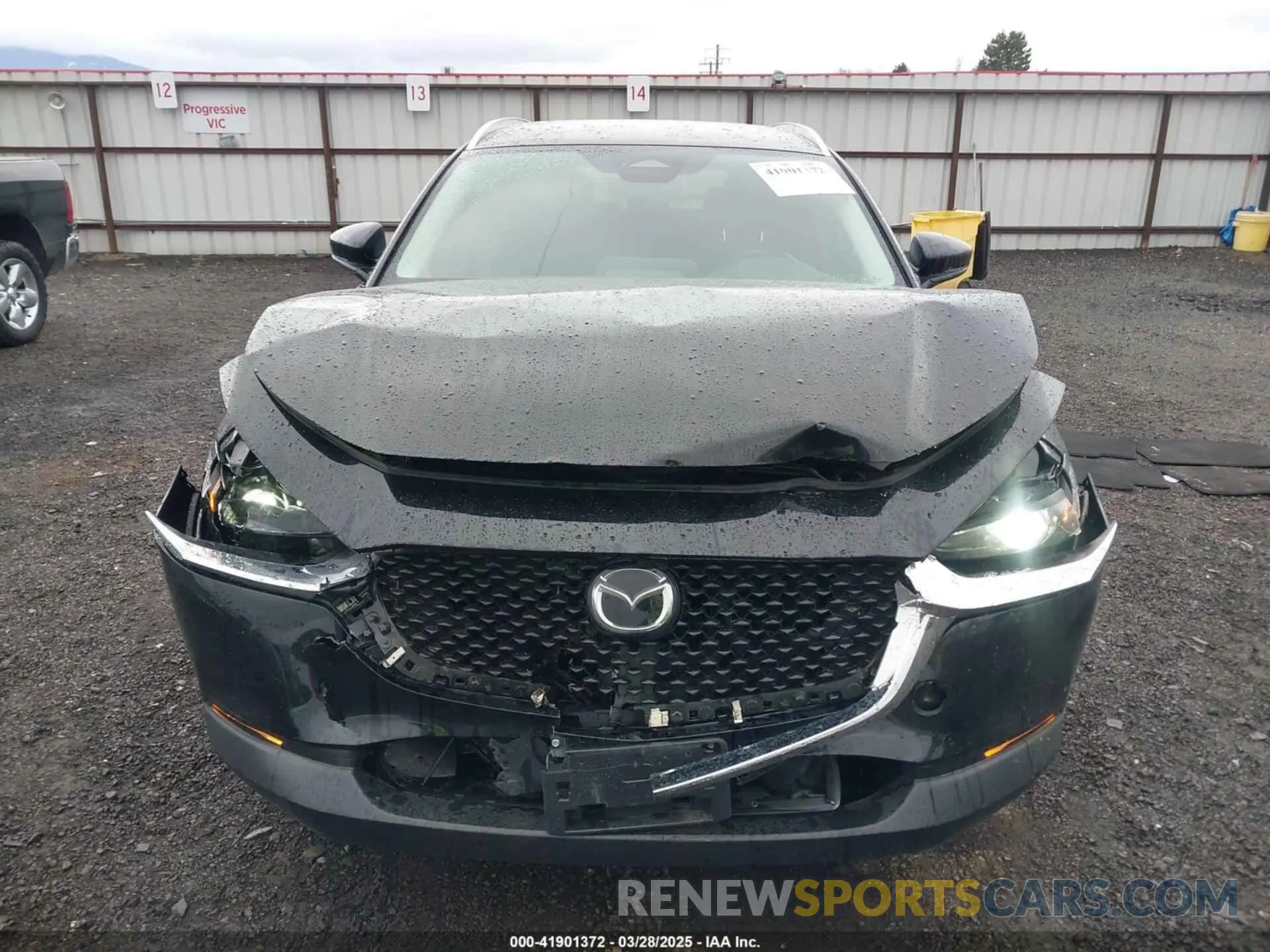 12 fotografías del automóvil dañado 3MVDMBBM4RM690930 MAZDA CX-30 2024