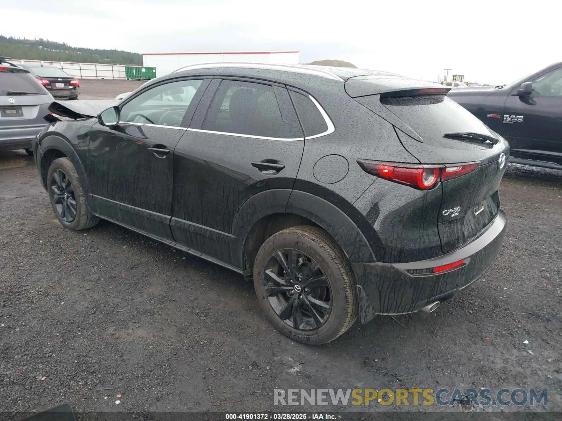 3 fotografías del automóvil dañado 3MVDMBBM4RM690930 MAZDA CX-30 2024