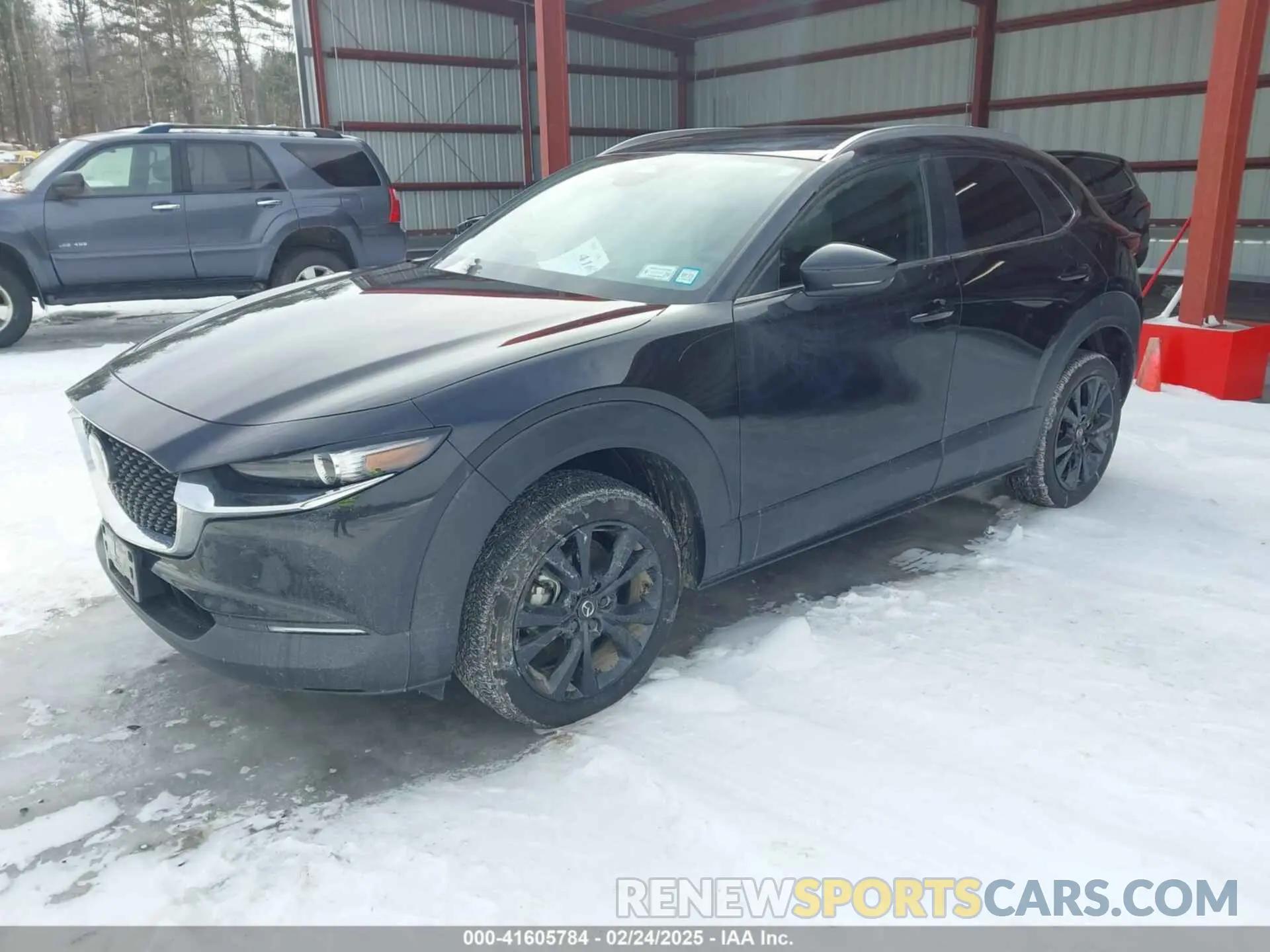 2 fotografías del automóvil dañado 3MVDMBBM4RM711811 MAZDA CX-30 2024
