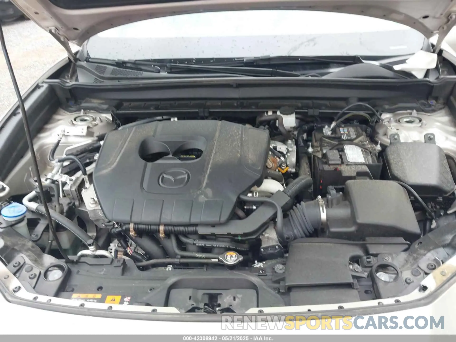10 fotografías del automóvil dañado 3MVDMBBM6RM618305 MAZDA CX-30 2024