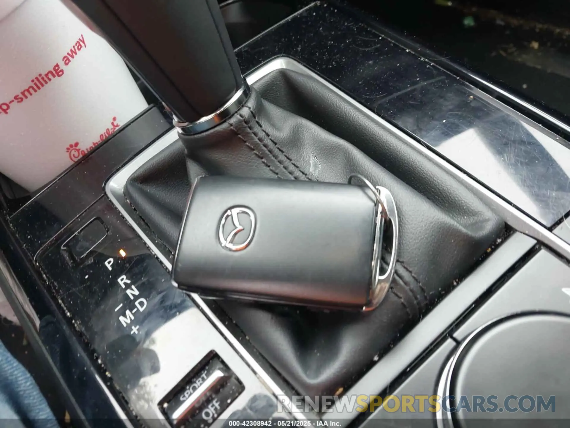 11 fotografías del automóvil dañado 3MVDMBBM6RM618305 MAZDA CX-30 2024