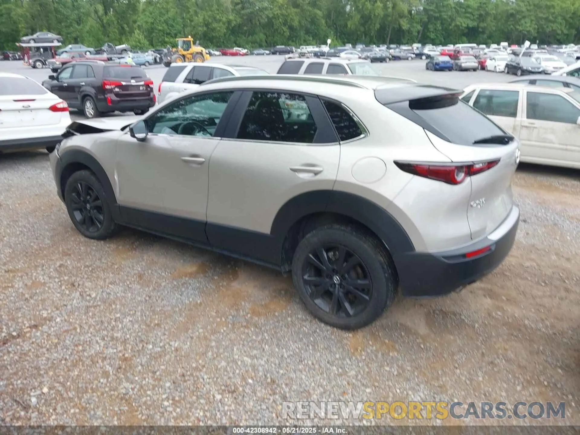 3 fotografías del automóvil dañado 3MVDMBBM6RM618305 MAZDA CX-30 2024