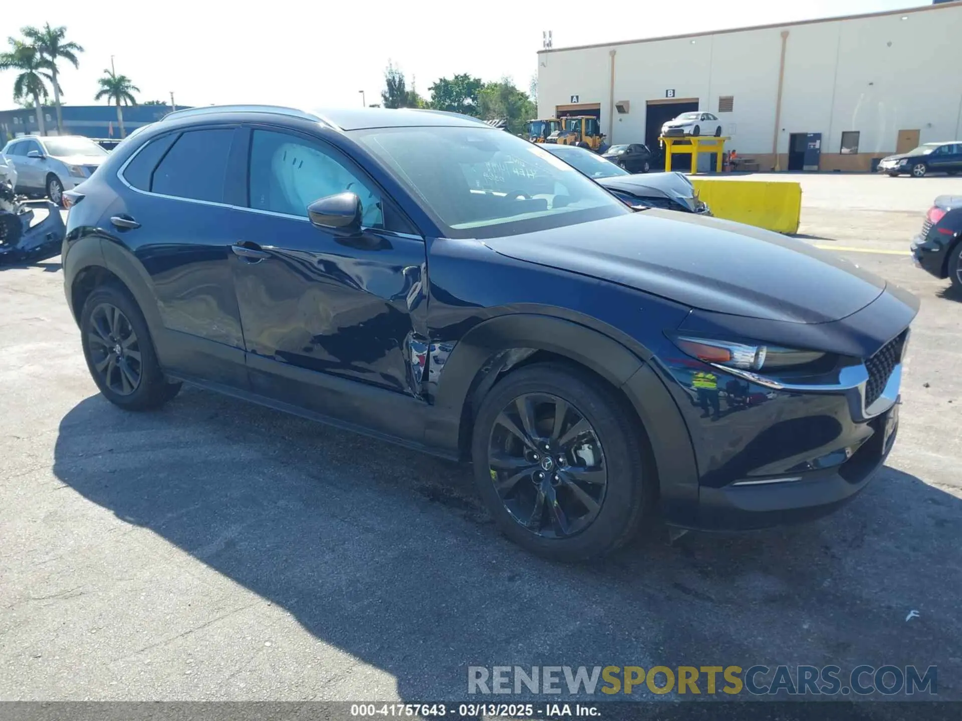 1 fotografías del automóvil dañado 3MVDMBBM7RM696642 MAZDA CX-30 2024