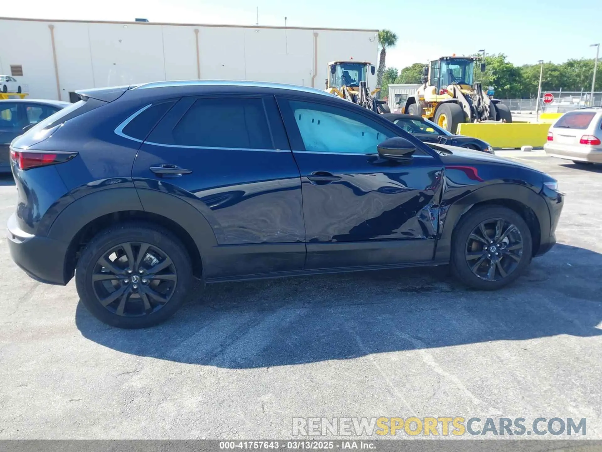 12 fotografías del automóvil dañado 3MVDMBBM7RM696642 MAZDA CX-30 2024