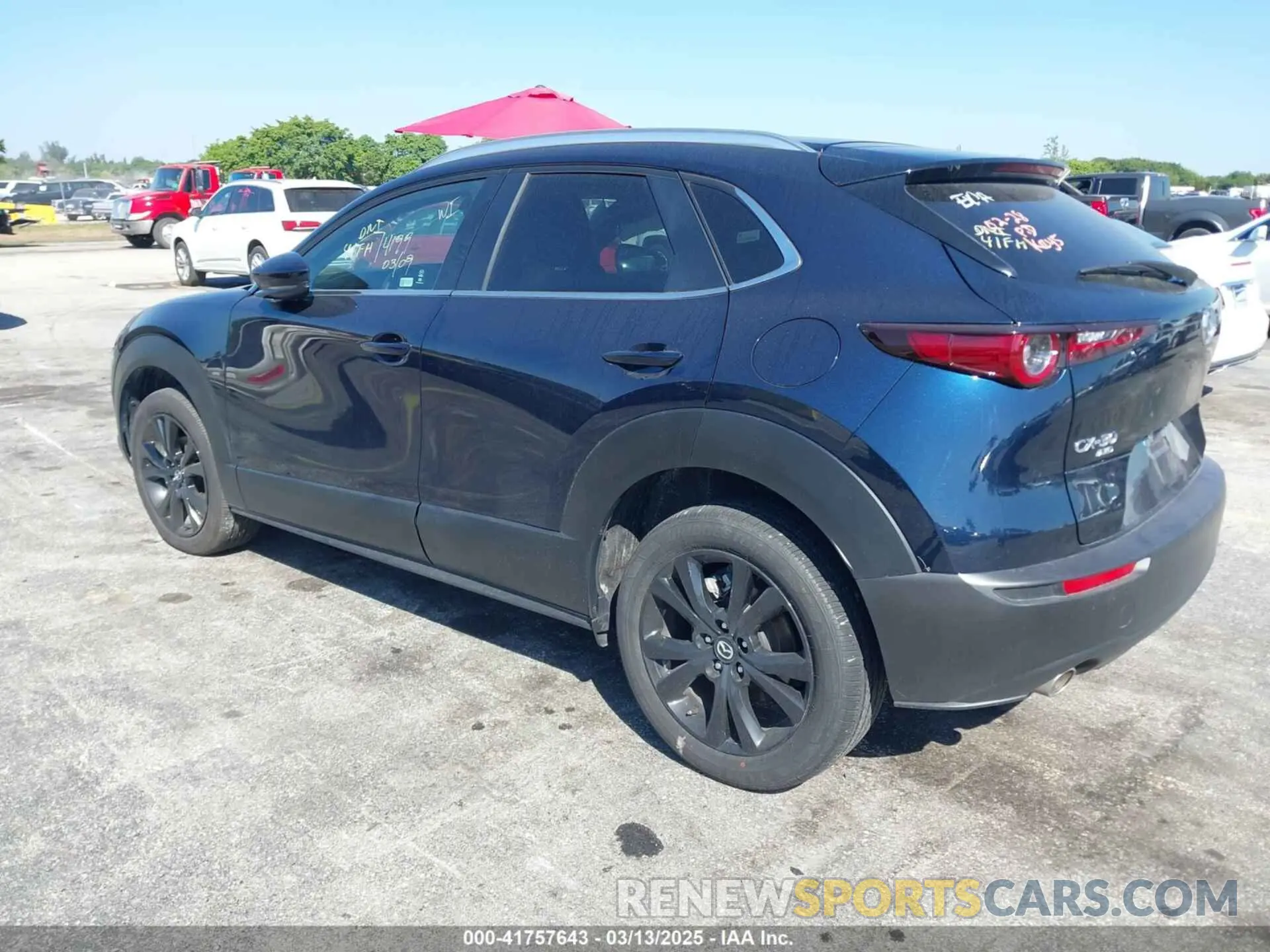3 fotografías del automóvil dañado 3MVDMBBM7RM696642 MAZDA CX-30 2024