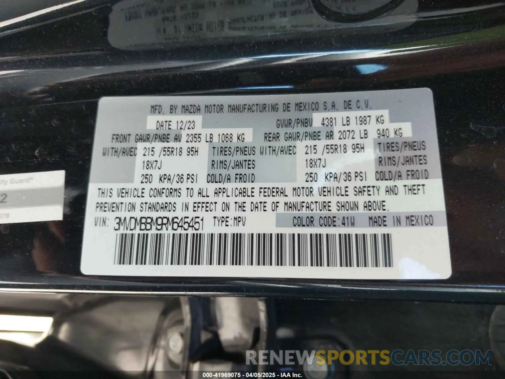 9 fotografías del automóvil dañado 3MVDMBBM9RM645451 MAZDA CX-30 2024