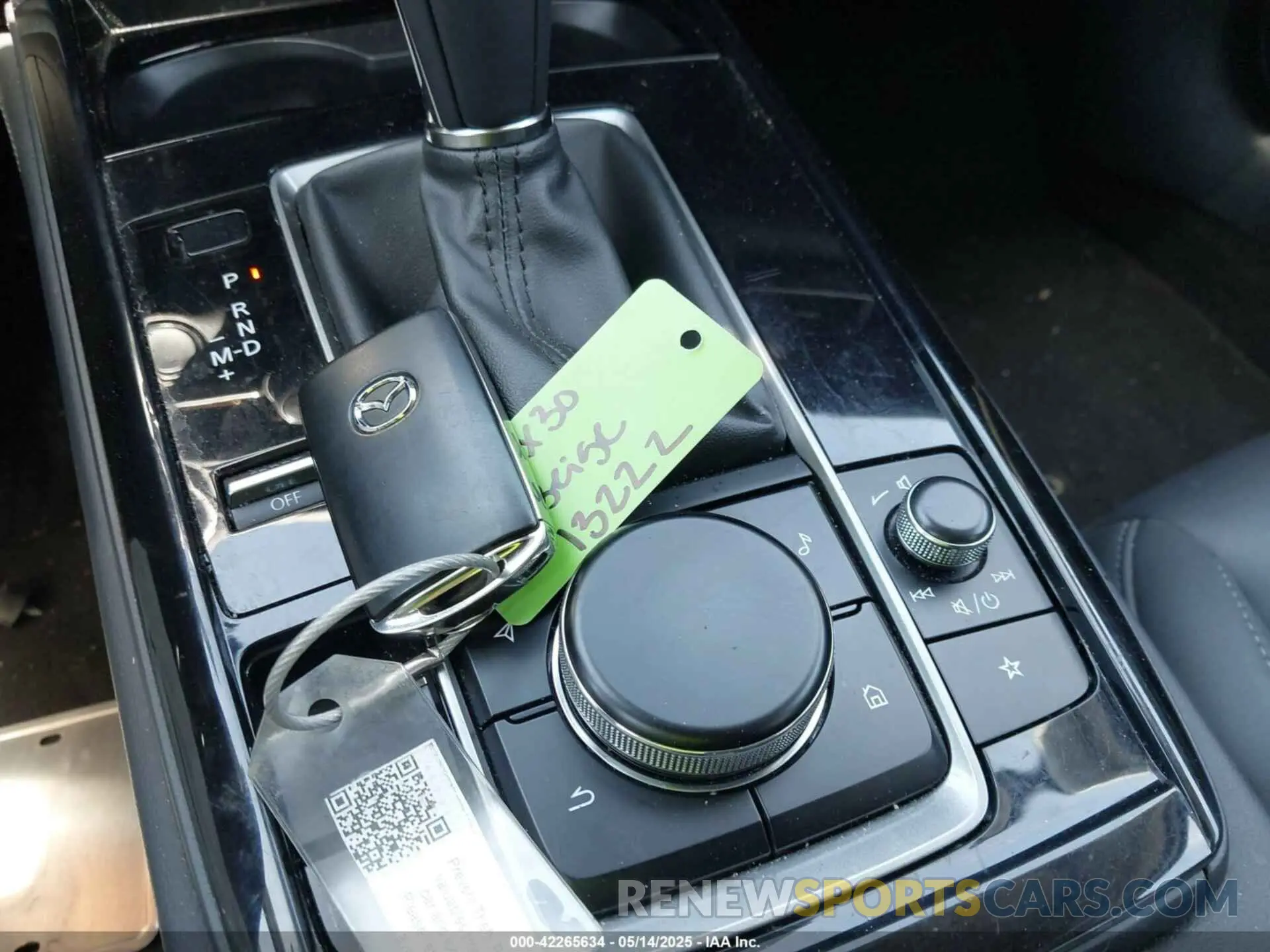 11 fotografías del automóvil dañado 3MVDMBBM9RM664436 MAZDA CX-30 2024