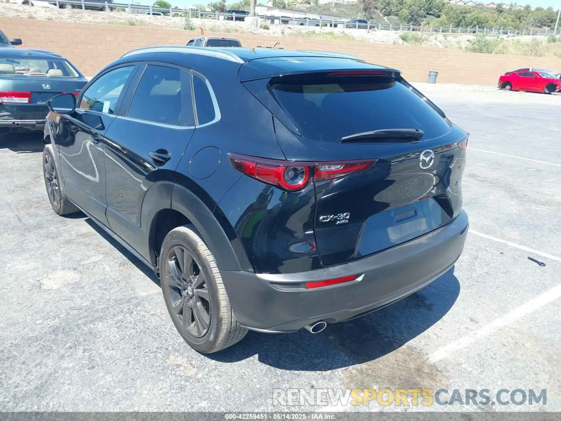 3 fotografías del automóvil dañado 3MVDMBBM9RM706894 MAZDA CX-30 2024