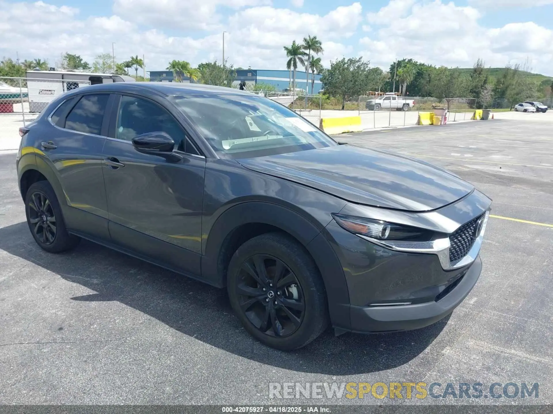 1 fotografías del automóvil dañado 3MVDMBBMXRM628979 MAZDA CX-30 2024