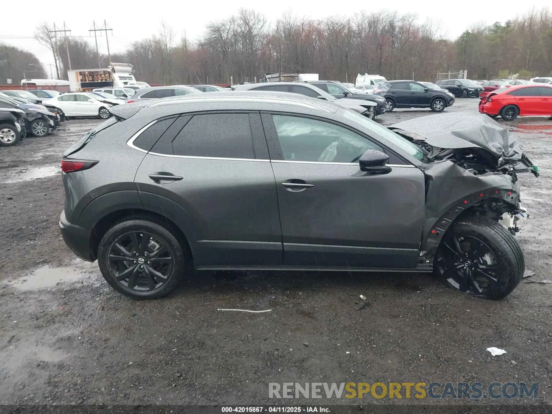 13 fotografías del automóvil dañado 3MVDMBBMXRM690625 MAZDA CX-30 2024