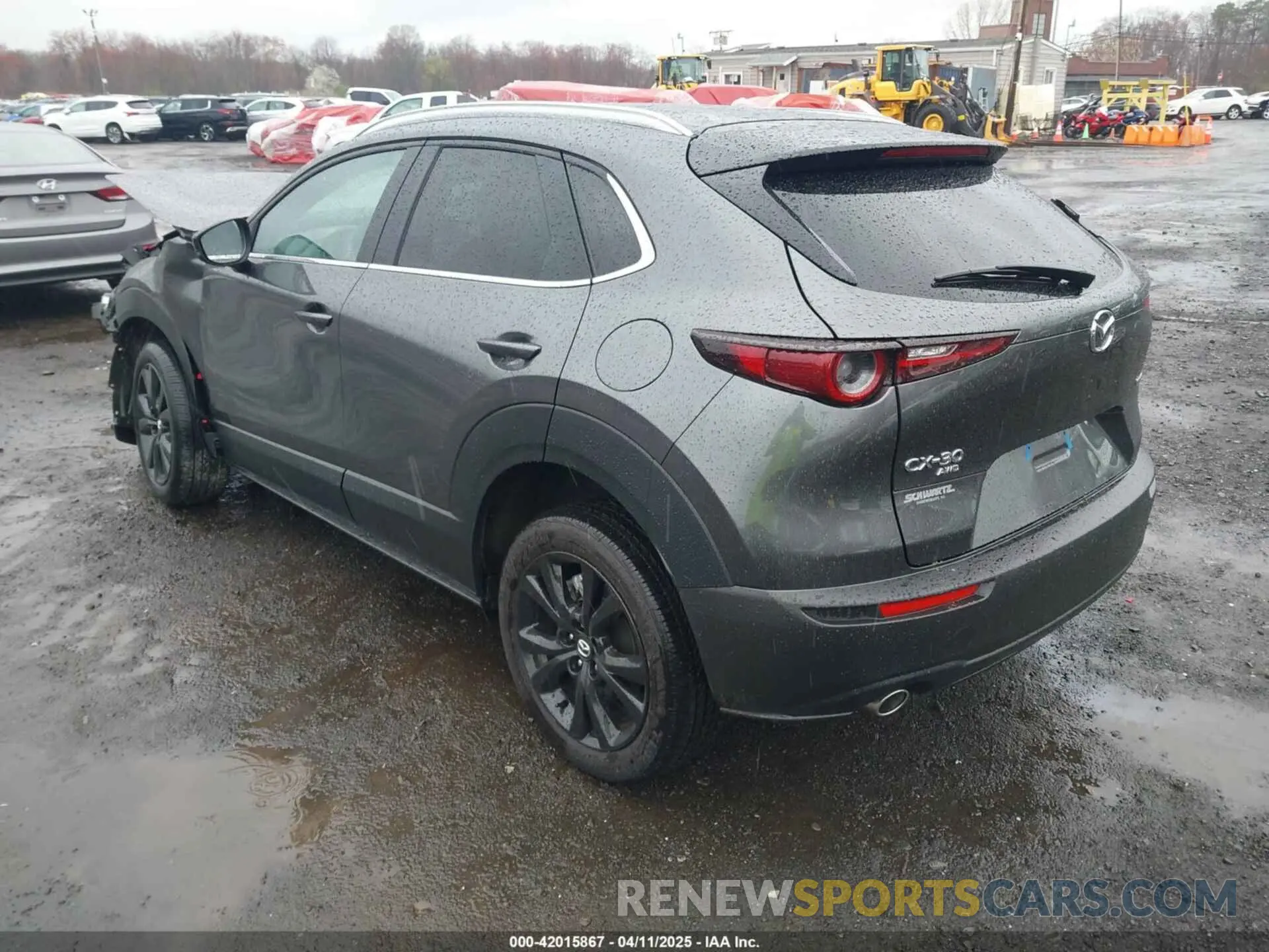 3 fotografías del automóvil dañado 3MVDMBBMXRM690625 MAZDA CX-30 2024