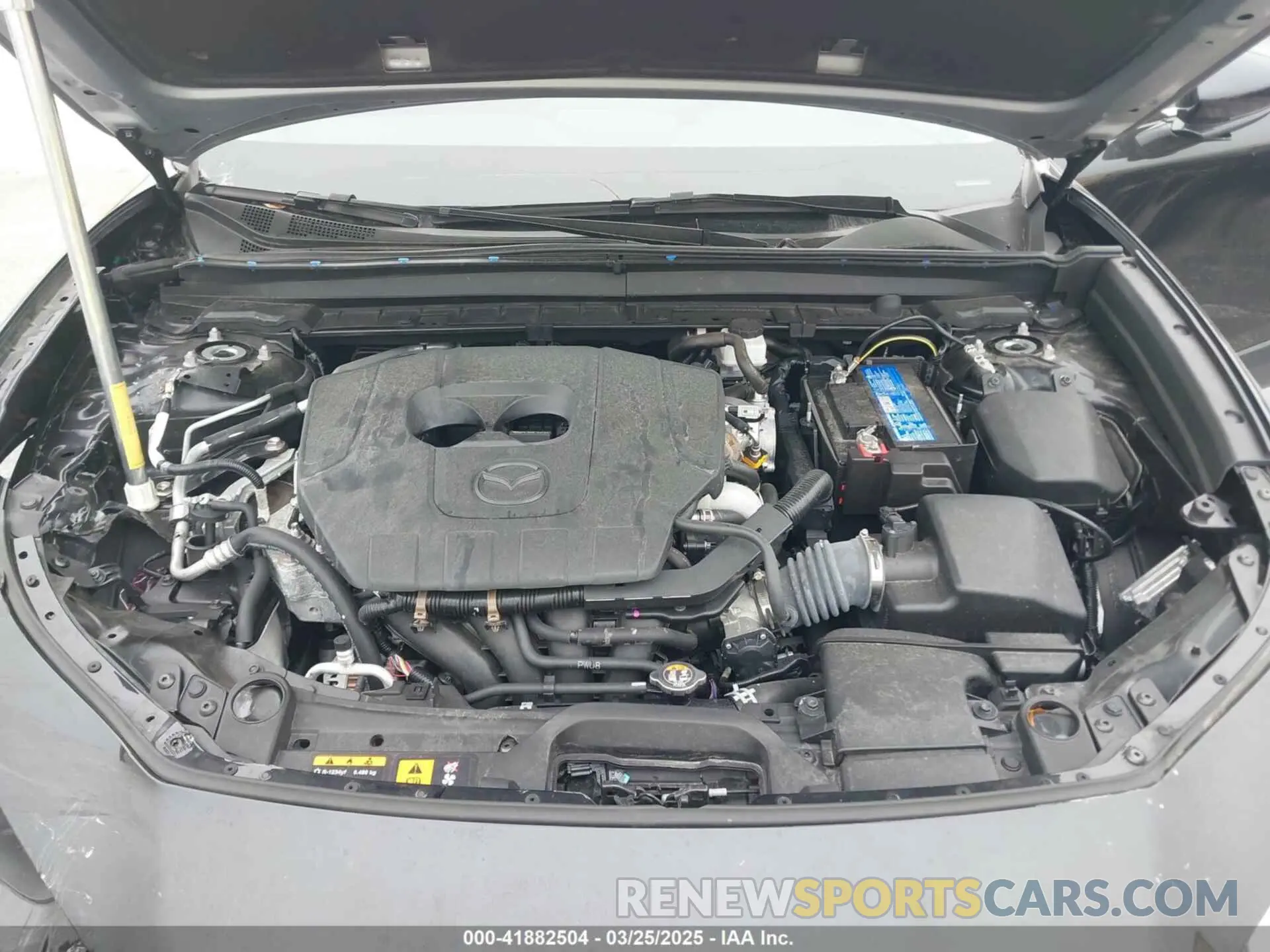 10 fotografías del automóvil dañado 3MVDMBBMXRM695310 MAZDA CX-30 2024