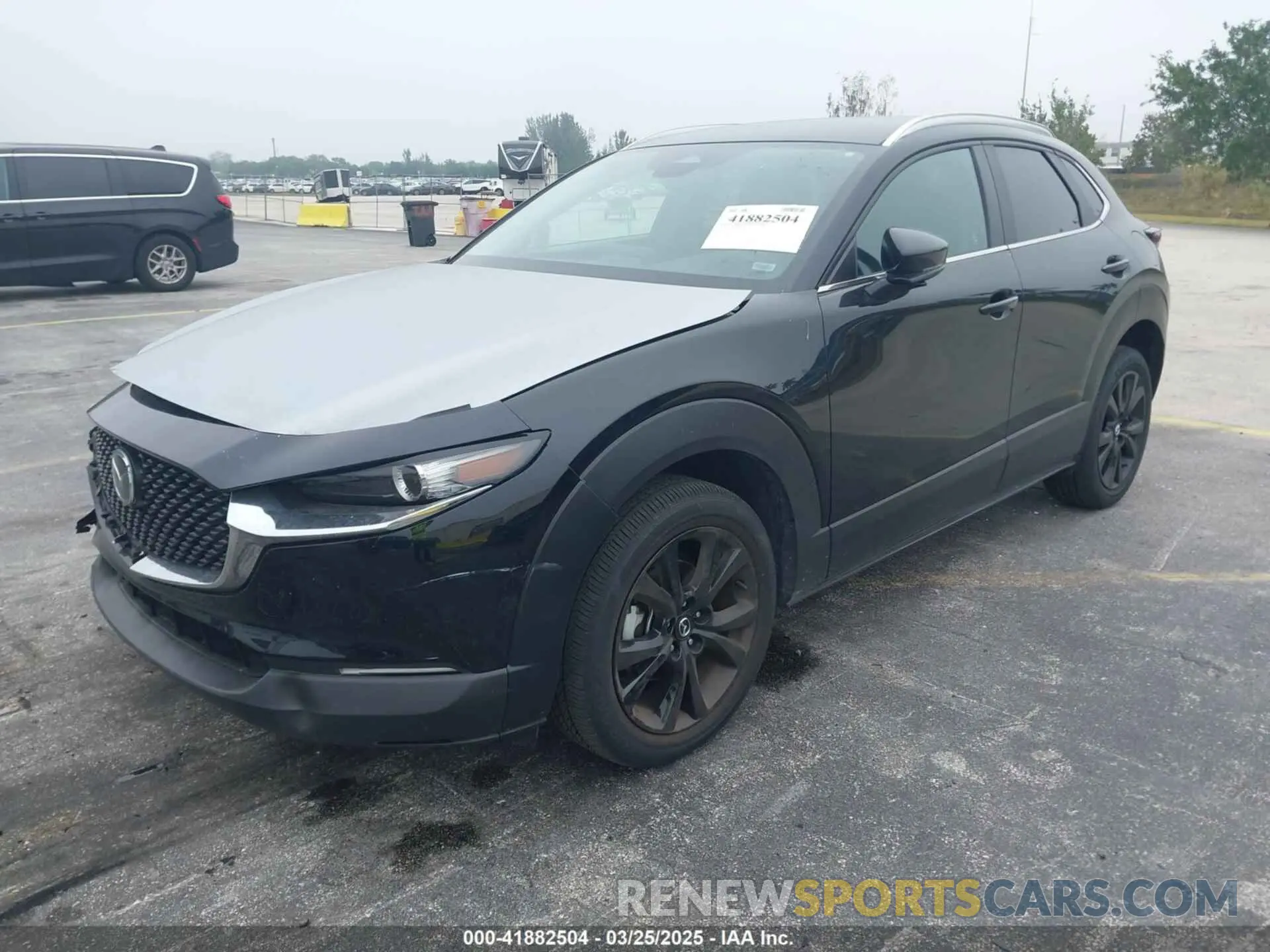 2 fotografías del automóvil dañado 3MVDMBBMXRM695310 MAZDA CX-30 2024