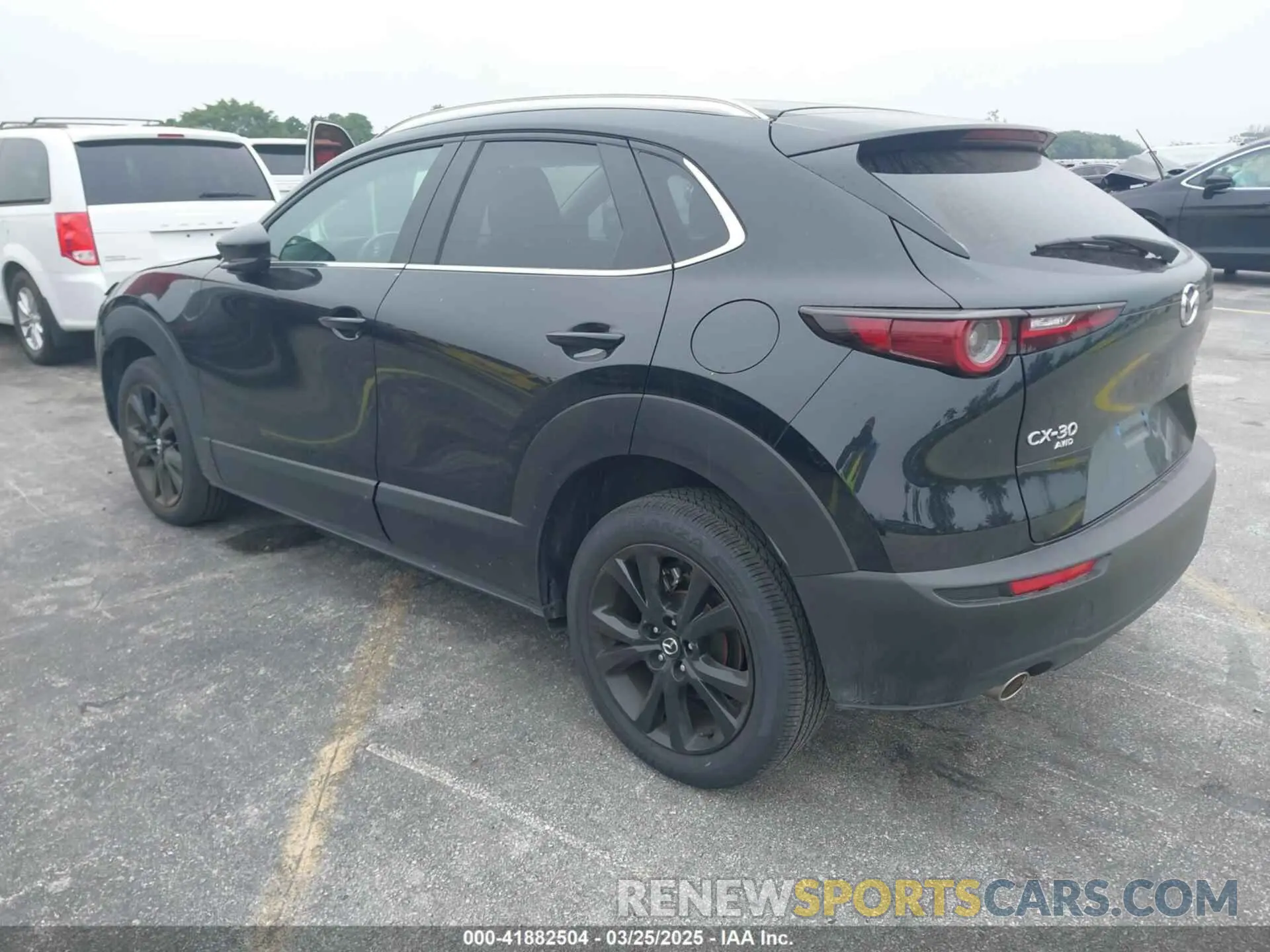 3 fotografías del automóvil dañado 3MVDMBBMXRM695310 MAZDA CX-30 2024