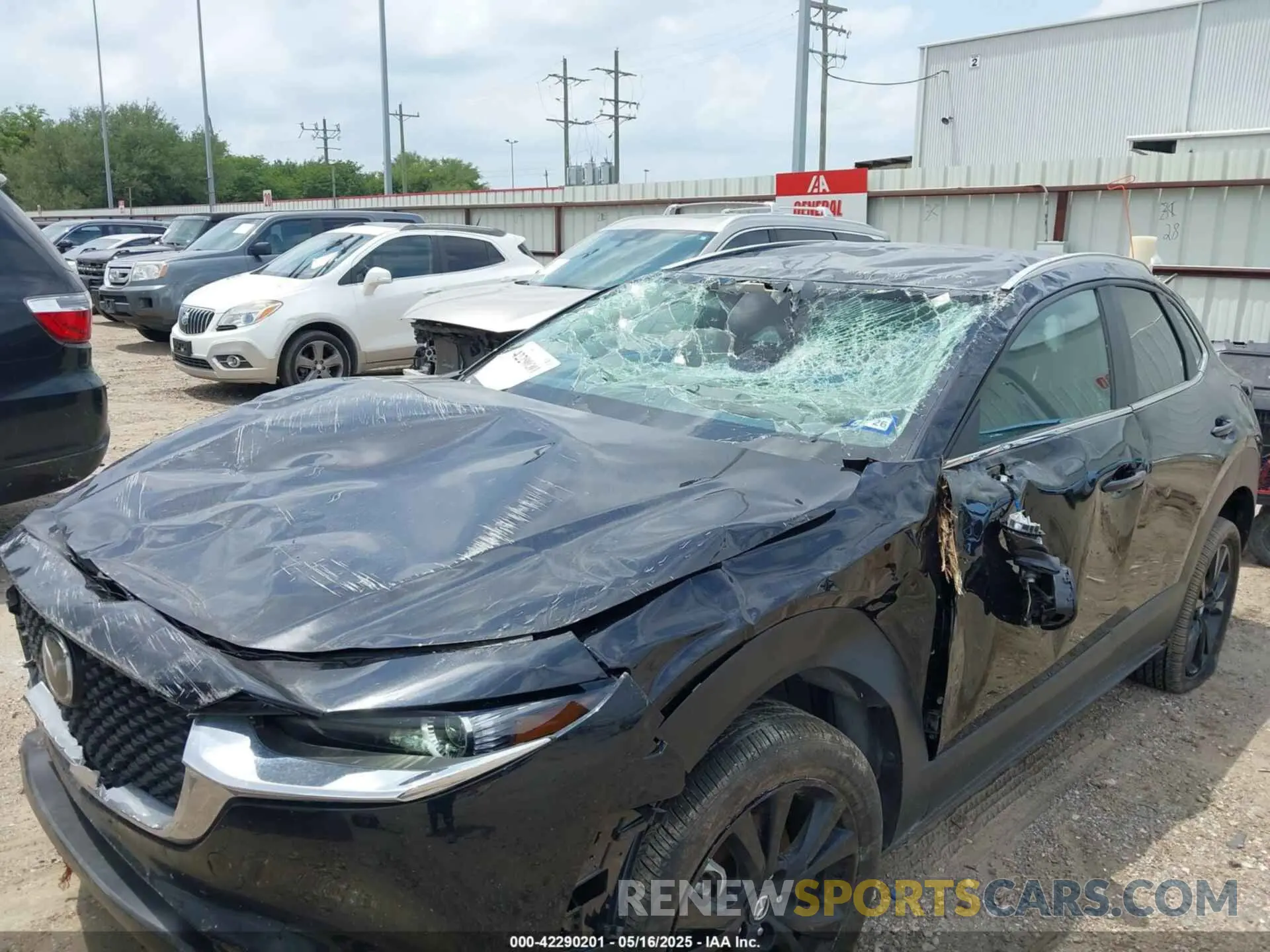 6 fotografías del automóvil dañado 3MVDMBBMXRM697784 MAZDA CX-30 2024