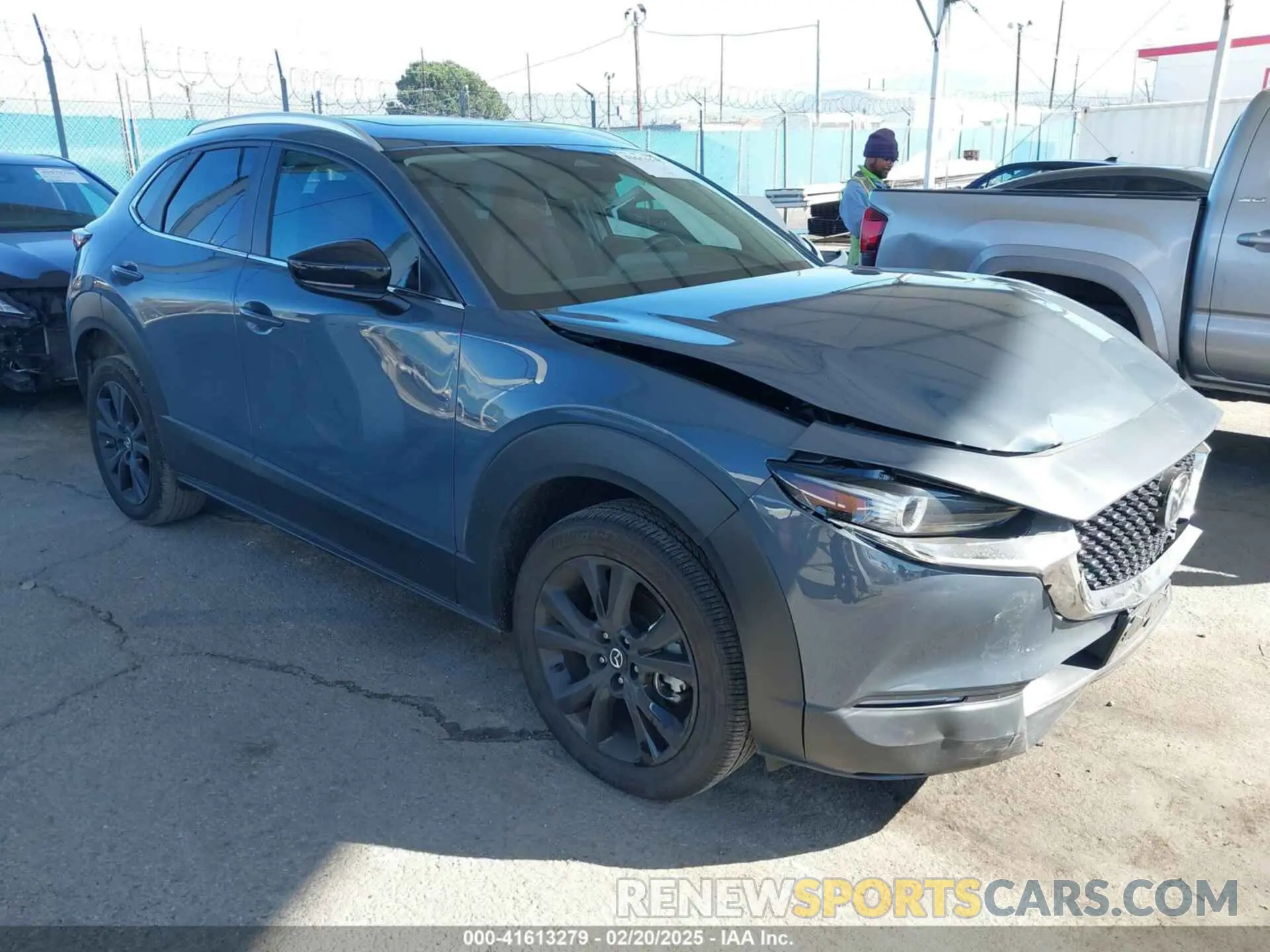 1 fotografías del automóvil dañado 3MVDMBCM0RM643067 MAZDA CX-30 2024
