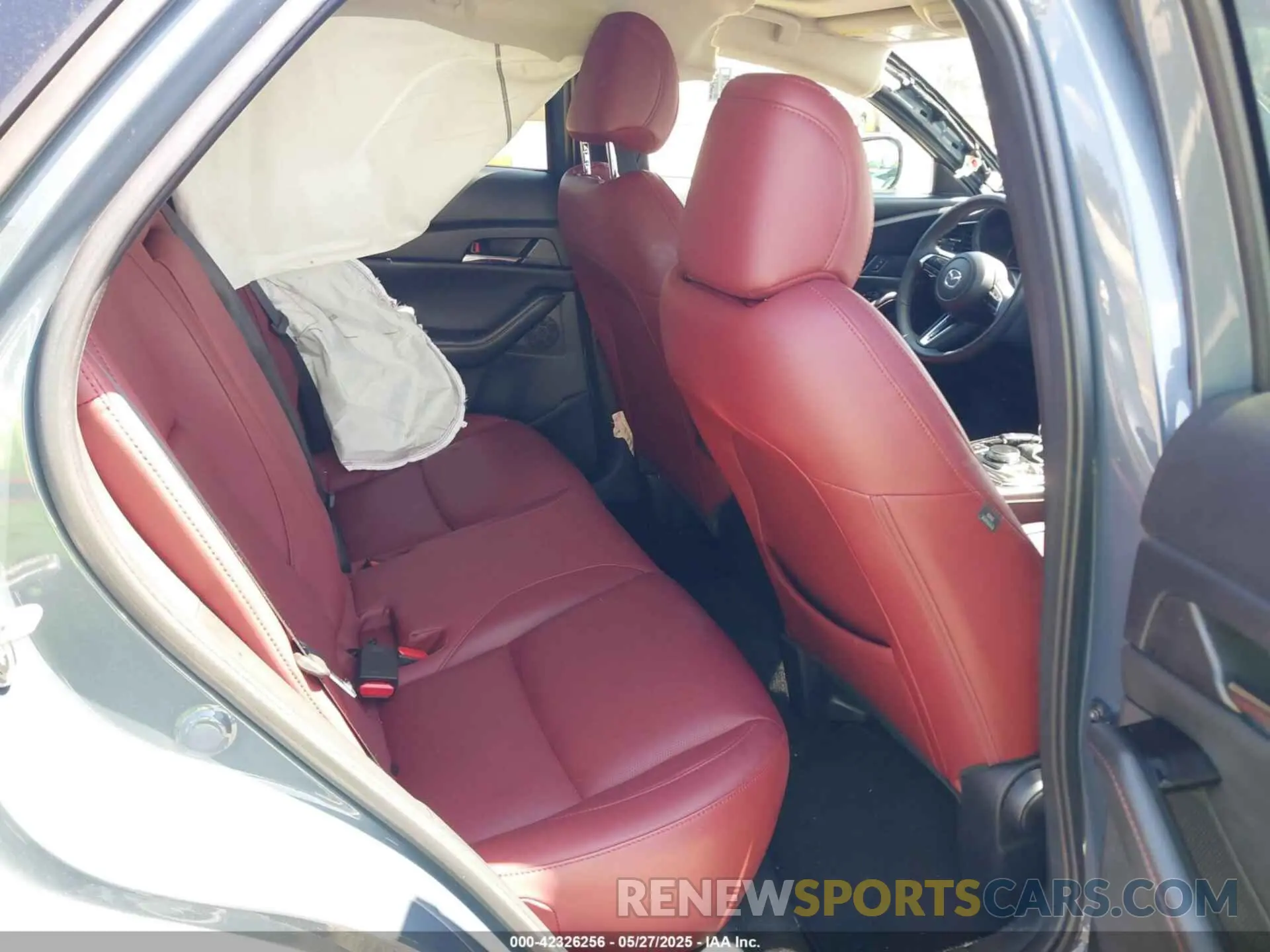 8 fotografías del automóvil dañado 3MVDMBCM0RM661018 MAZDA CX-30 2024