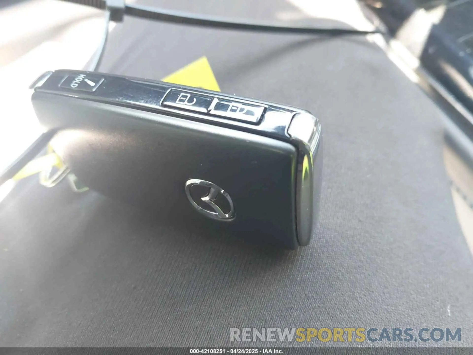 11 fotografías del automóvil dañado 3MVDMBCM0RM662752 MAZDA CX-30 2024