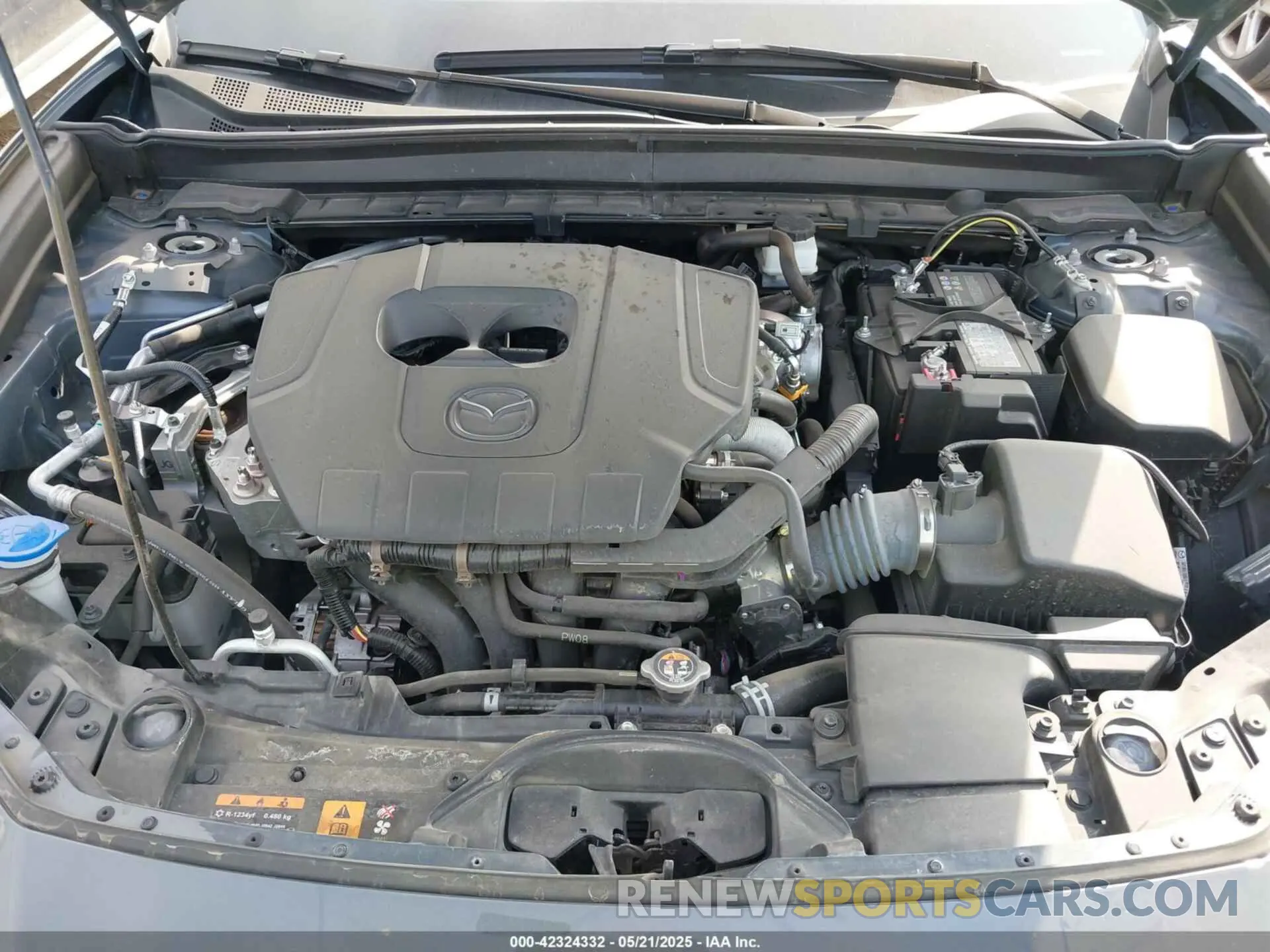 10 fotografías del automóvil dañado 3MVDMBCM0RM681804 MAZDA CX-30 2024