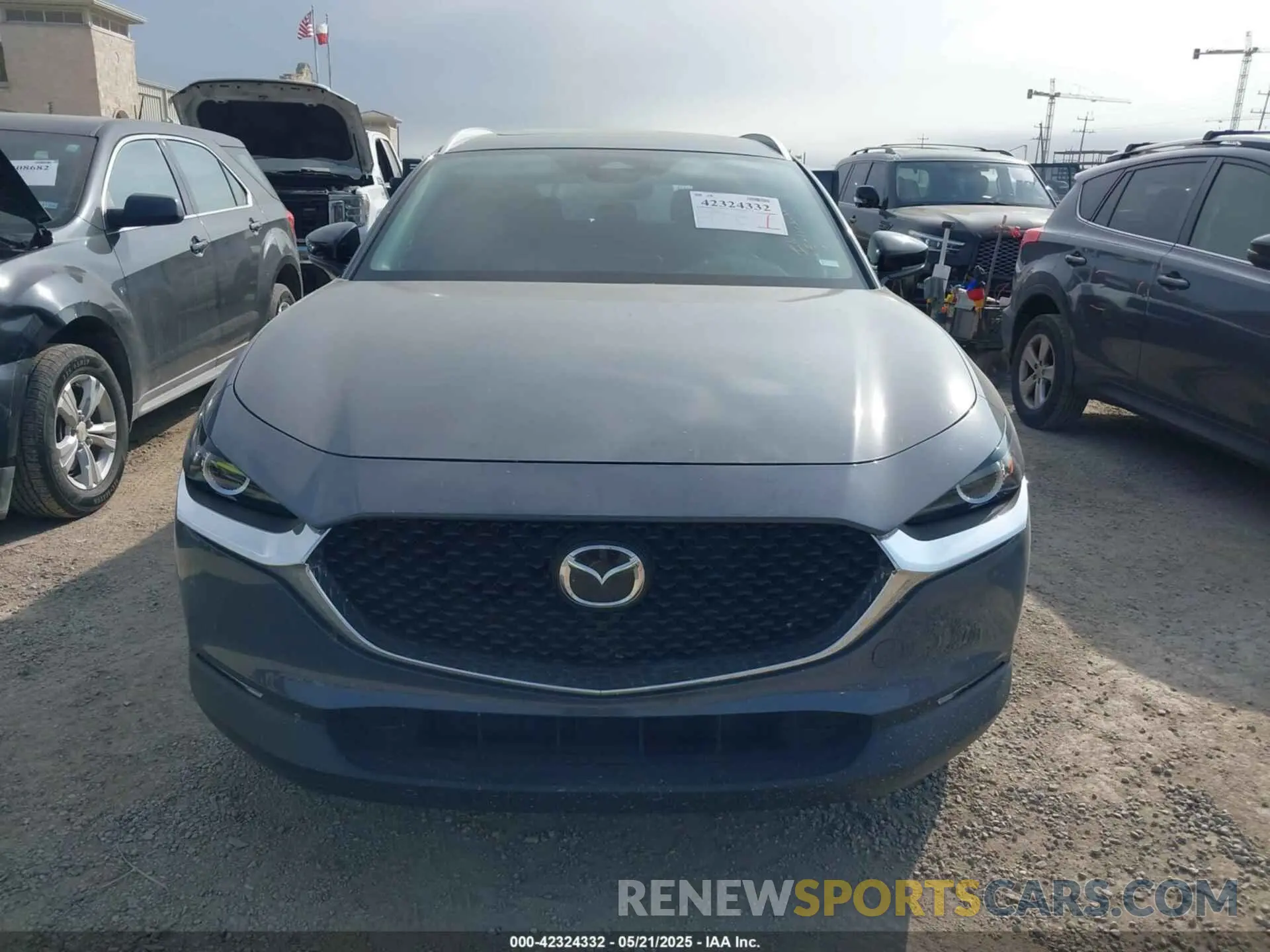 13 fotografías del automóvil dañado 3MVDMBCM0RM681804 MAZDA CX-30 2024