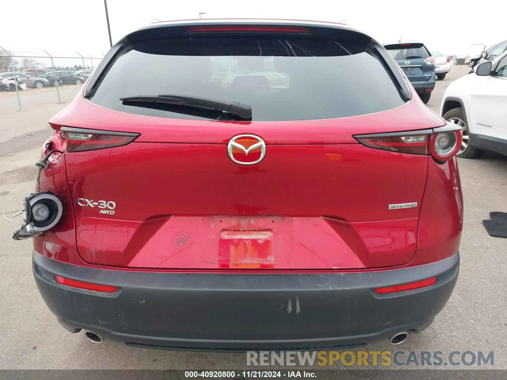 16 fotografías del automóvil dañado 3MVDMBCM2RM603489 MAZDA CX-30 2024
