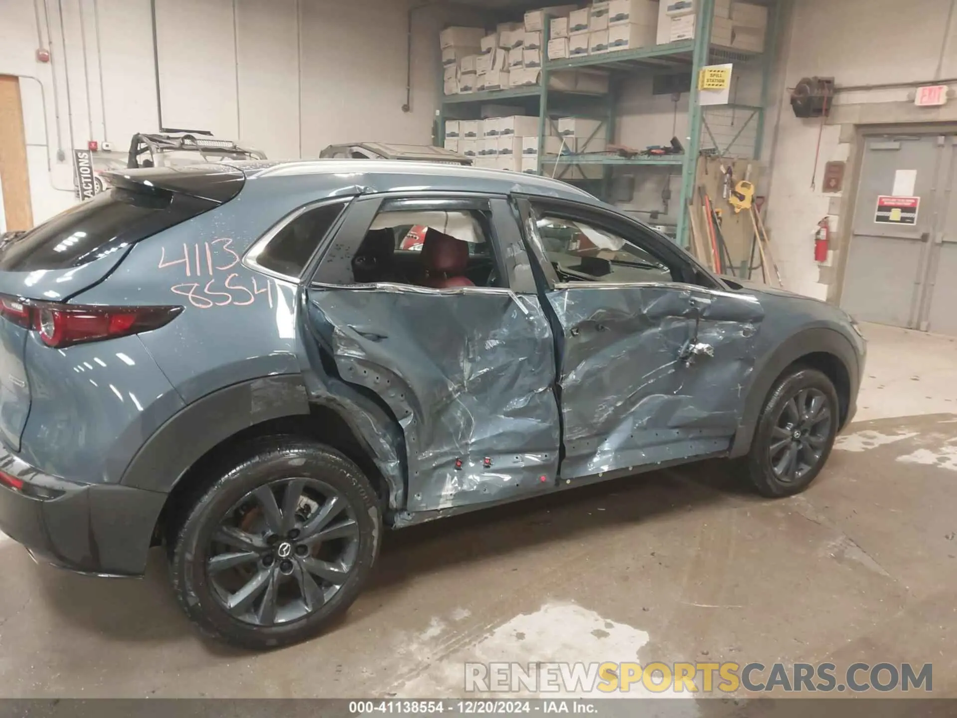 6 fotografías del automóvil dañado 3MVDMBCM2RM605761 MAZDA CX-30 2024