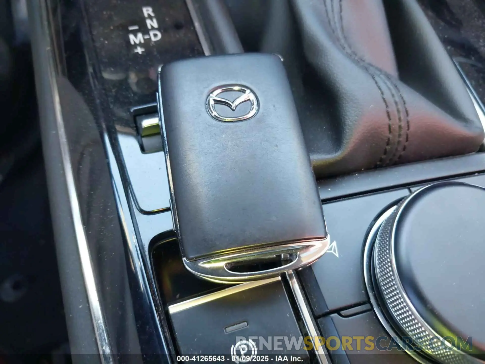 11 fotografías del automóvil dañado 3MVDMBCM2RM621362 MAZDA CX-30 2024