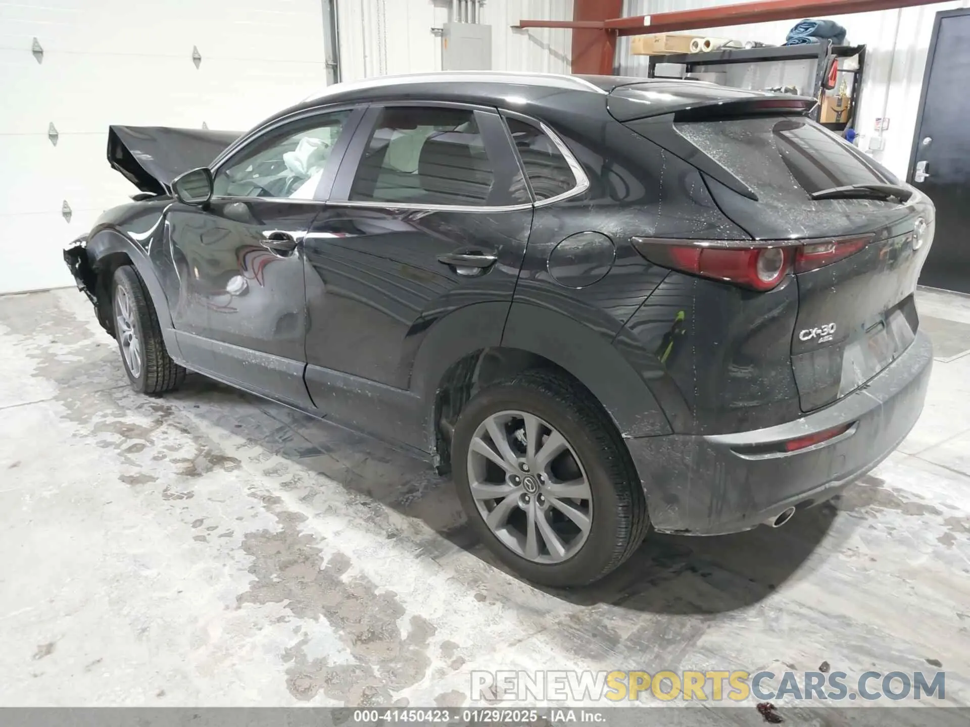 3 fotografías del automóvil dañado 3MVDMBCM2RM681741 MAZDA CX-30 2024
