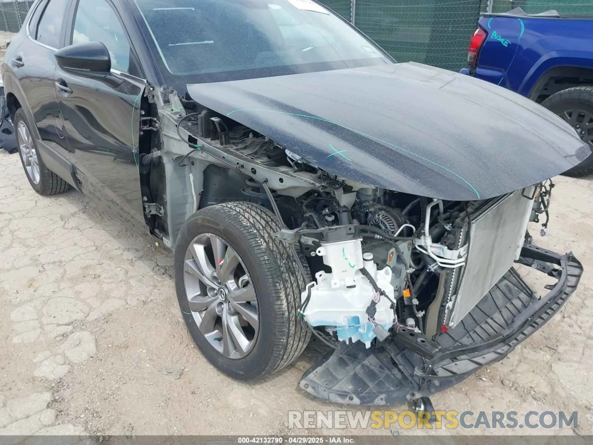 6 fotografías del automóvil dañado 3MVDMBCM3RM658212 MAZDA CX-30 2024