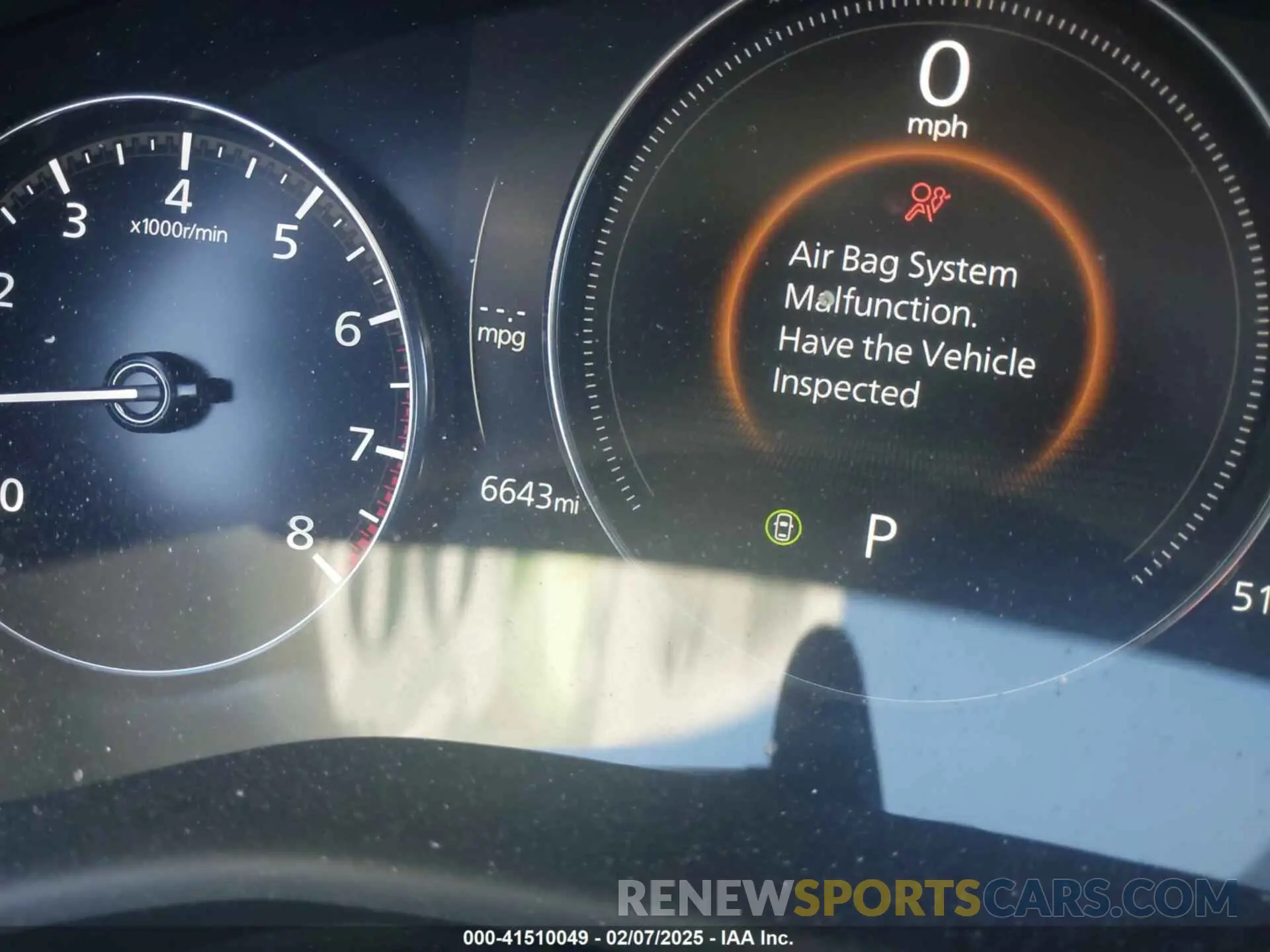 15 fotografías del automóvil dañado 3MVDMBCM3RM681330 MAZDA CX-30 2024
