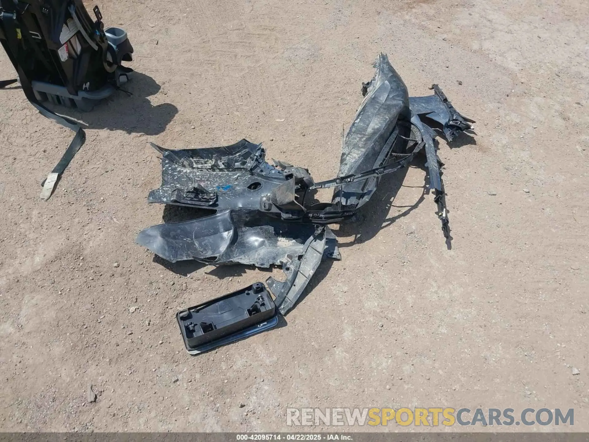 12 fotografías del automóvil dañado 3MVDMBCM3RM683241 MAZDA CX-30 2024