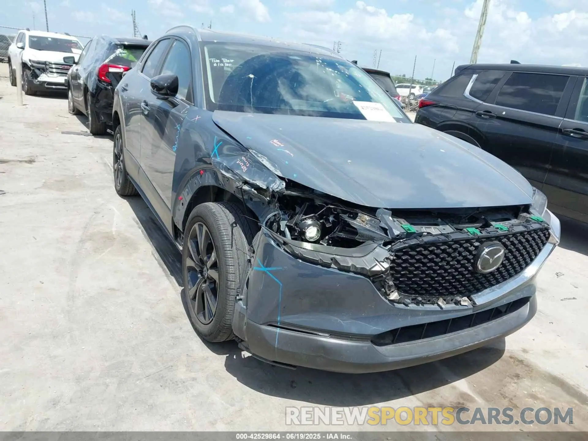 1 fotografías del automóvil dañado 3MVDMBCM4RM651155 MAZDA CX-30 2024
