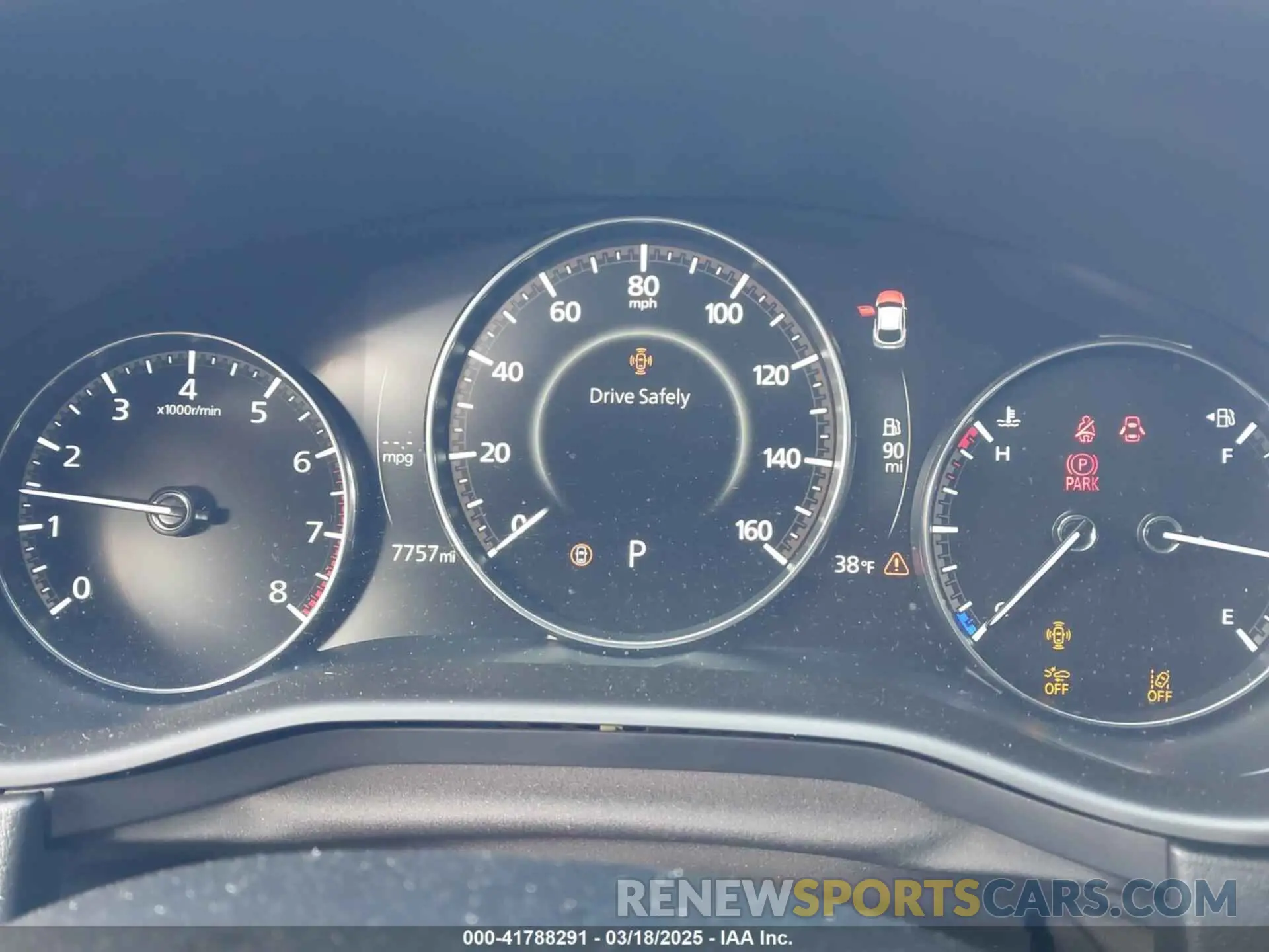 7 fotografías del automóvil dañado 3MVDMBCM4RM681739 MAZDA CX-30 2024