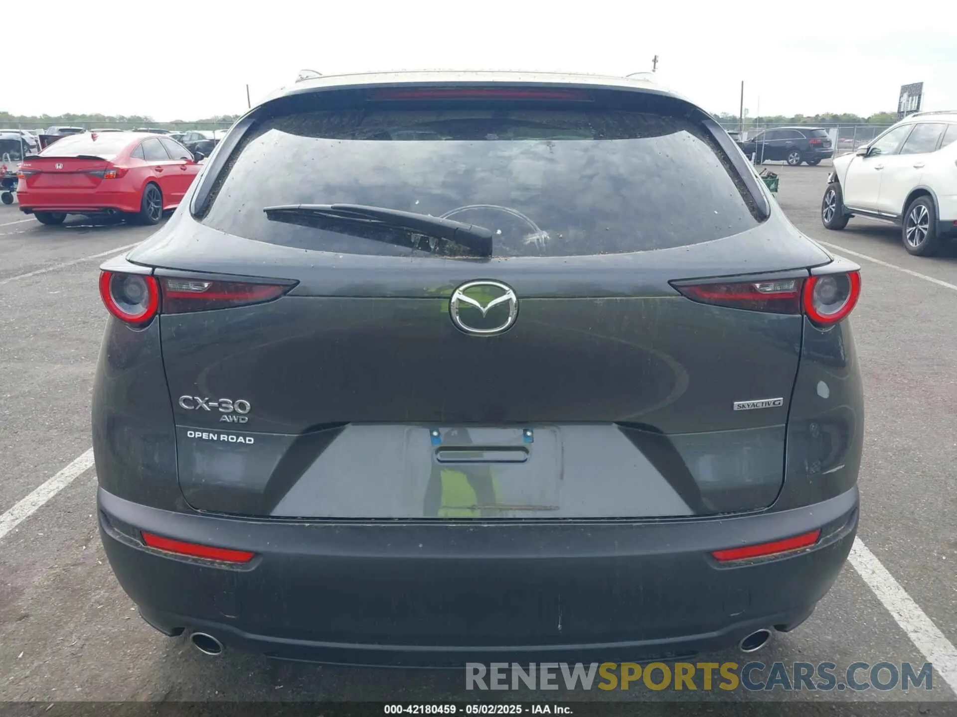 16 fotografías del automóvil dañado 3MVDMBCM5RM665341 MAZDA CX-30 2024