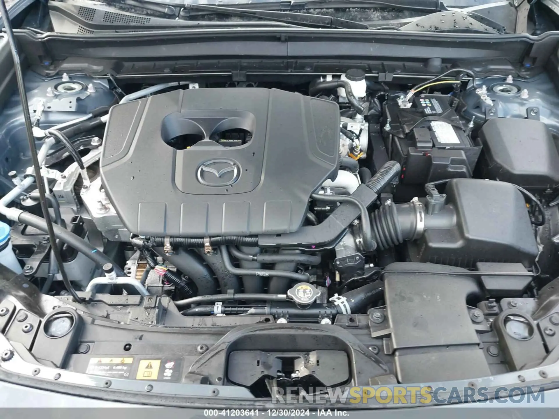 10 fotografías del automóvil dañado 3MVDMBCM5RM720564 MAZDA CX-30 2024