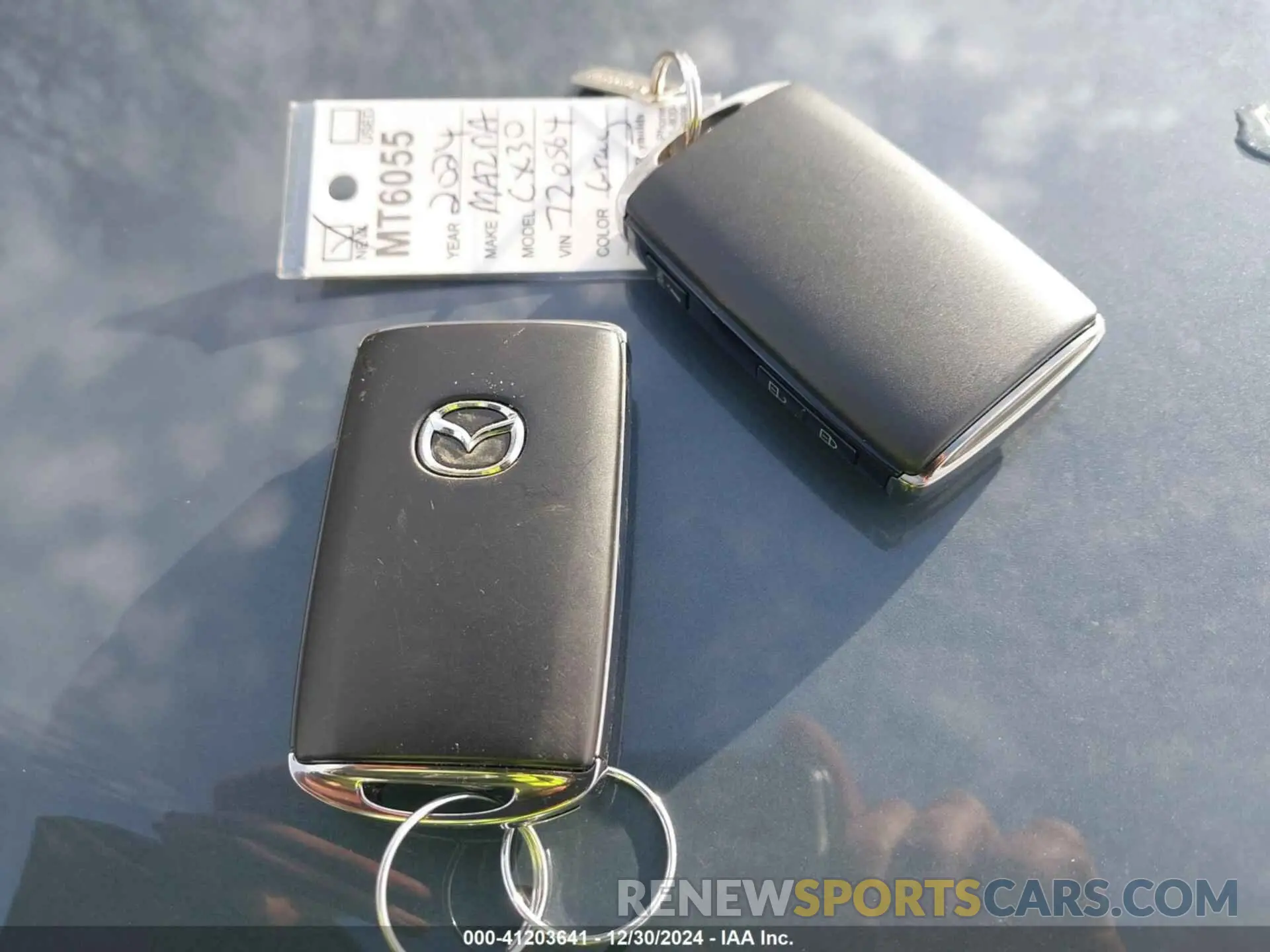 11 fotografías del automóvil dañado 3MVDMBCM5RM720564 MAZDA CX-30 2024