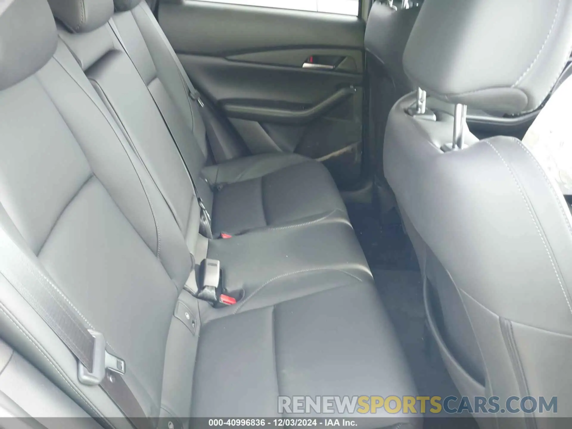 8 fotografías del automóvil dañado 3MVDMBCM6RM608131 MAZDA CX-30 2024