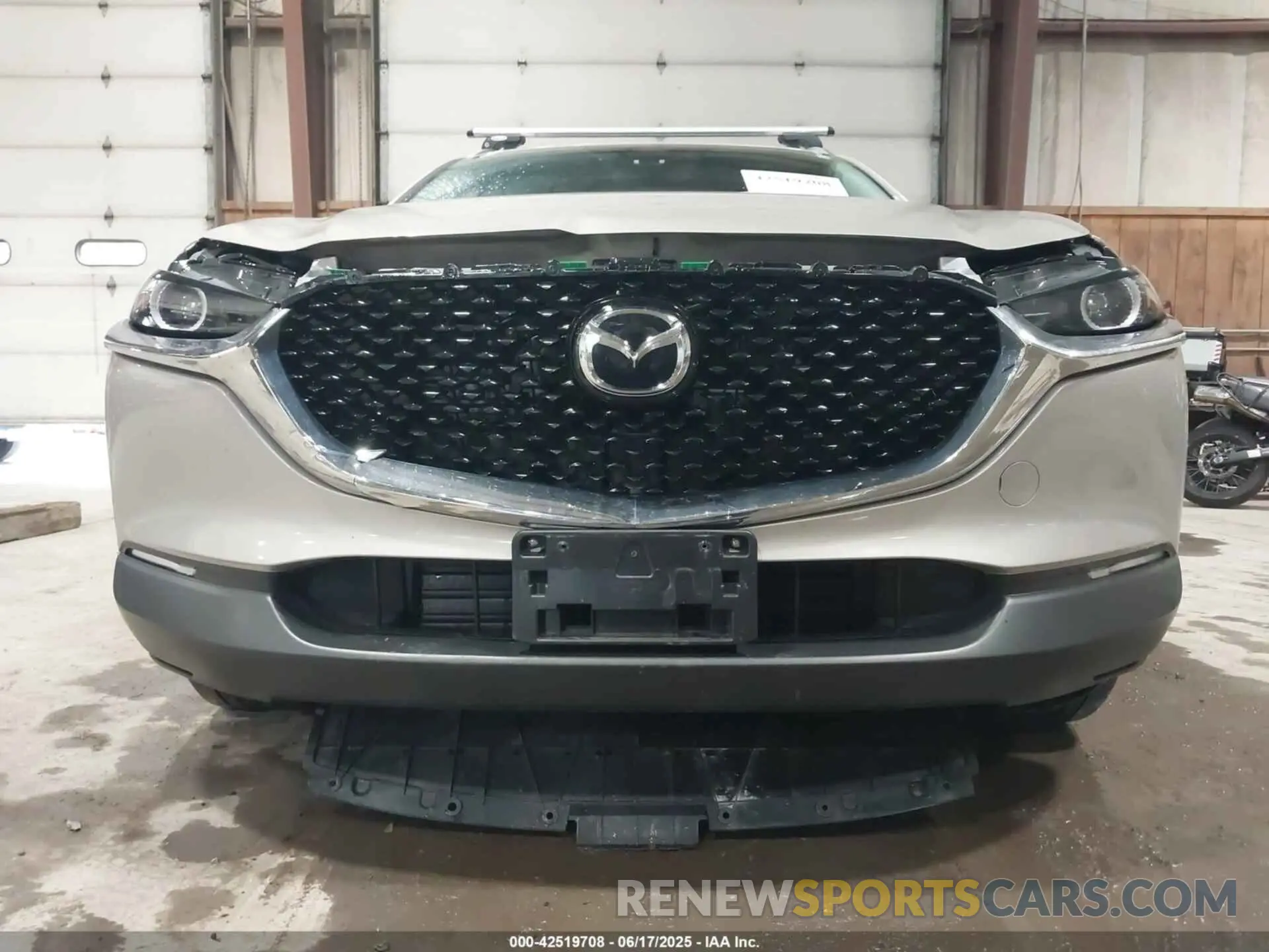 6 fotografías del automóvil dañado 3MVDMBCM6RM609392 MAZDA CX-30 2024