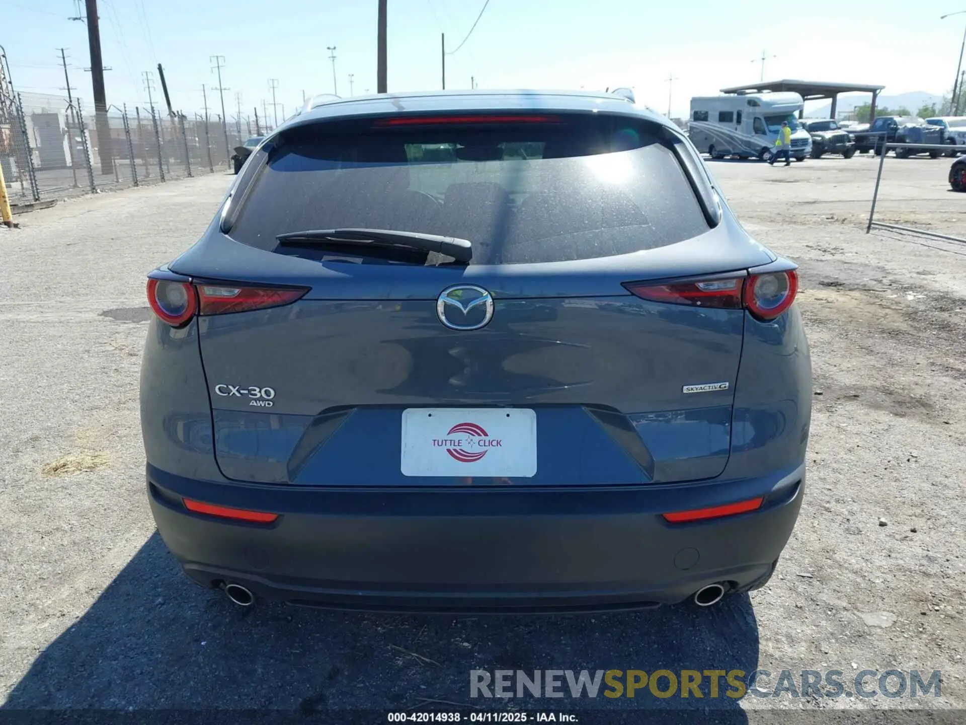16 fotografías del automóvil dañado 3MVDMBCM6RM721139 MAZDA CX-30 2024