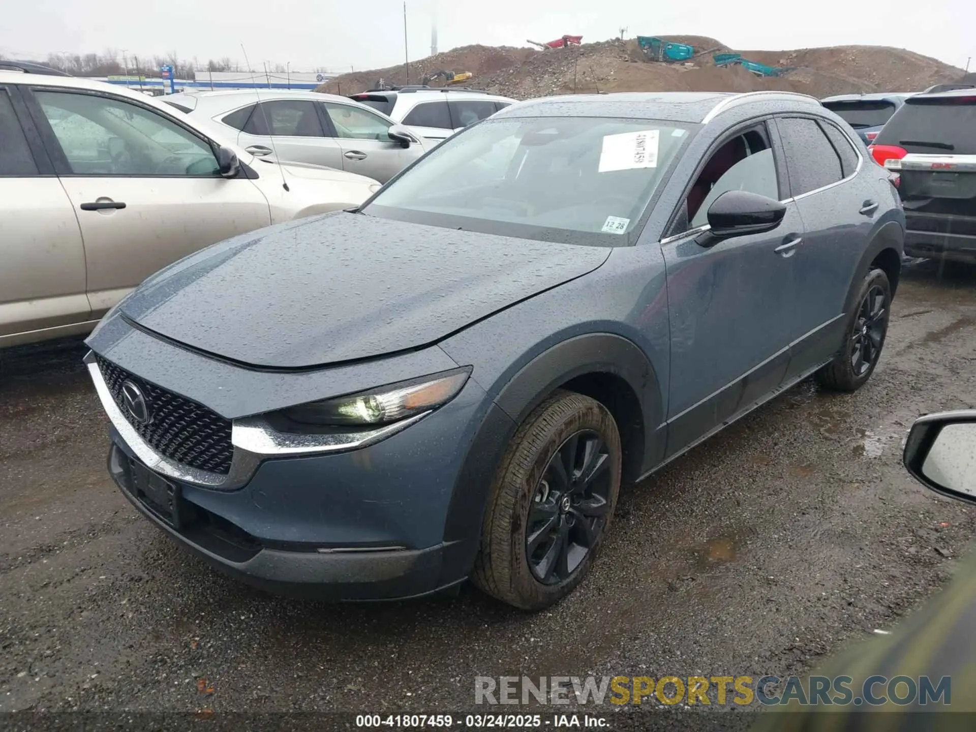 2 fotografías del automóvil dañado 3MVDMBCM7RM606050 MAZDA CX-30 2024