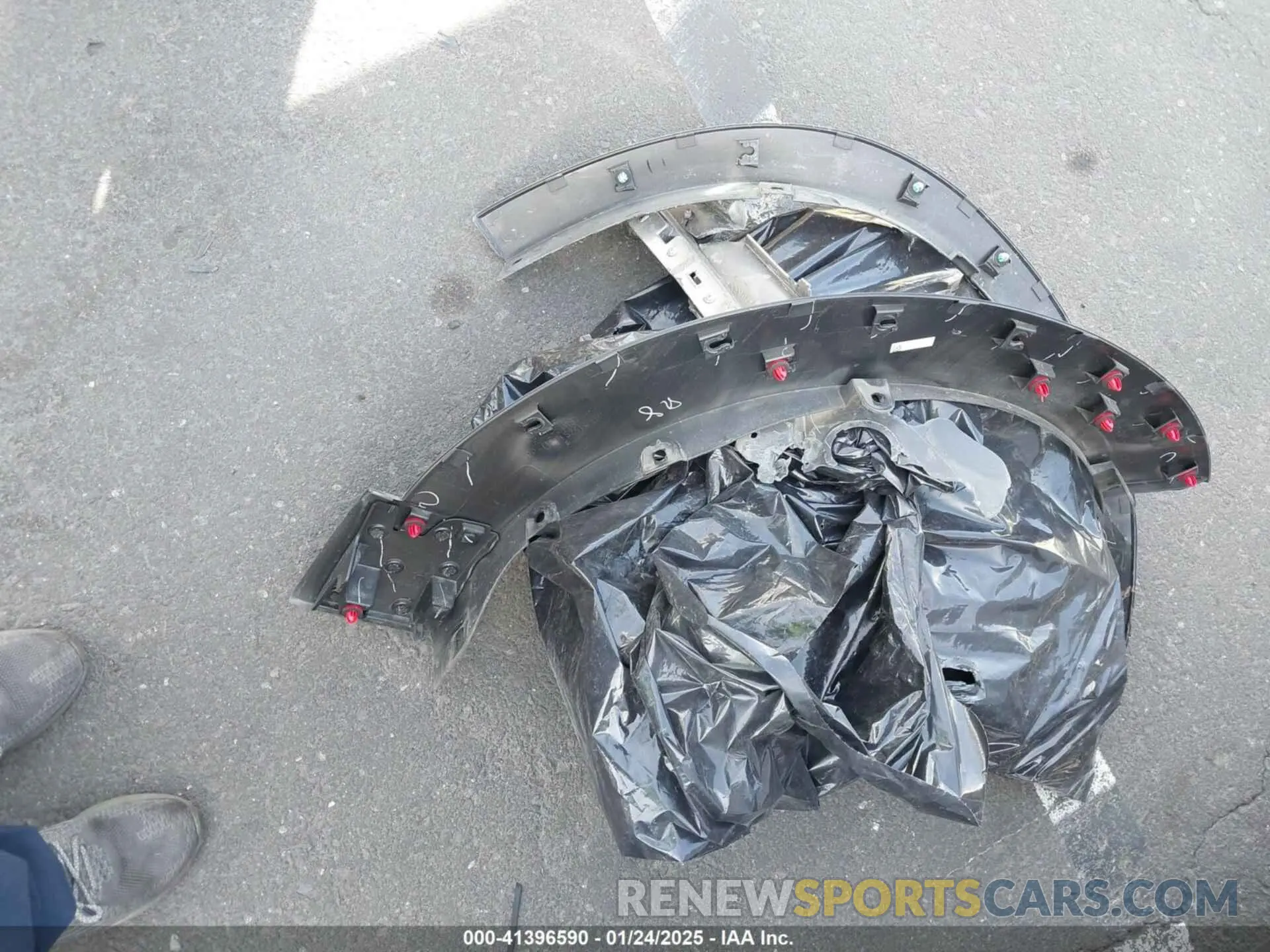 12 fotografías del automóvil dañado 3MVDMBCM7RM638304 MAZDA CX-30 2024