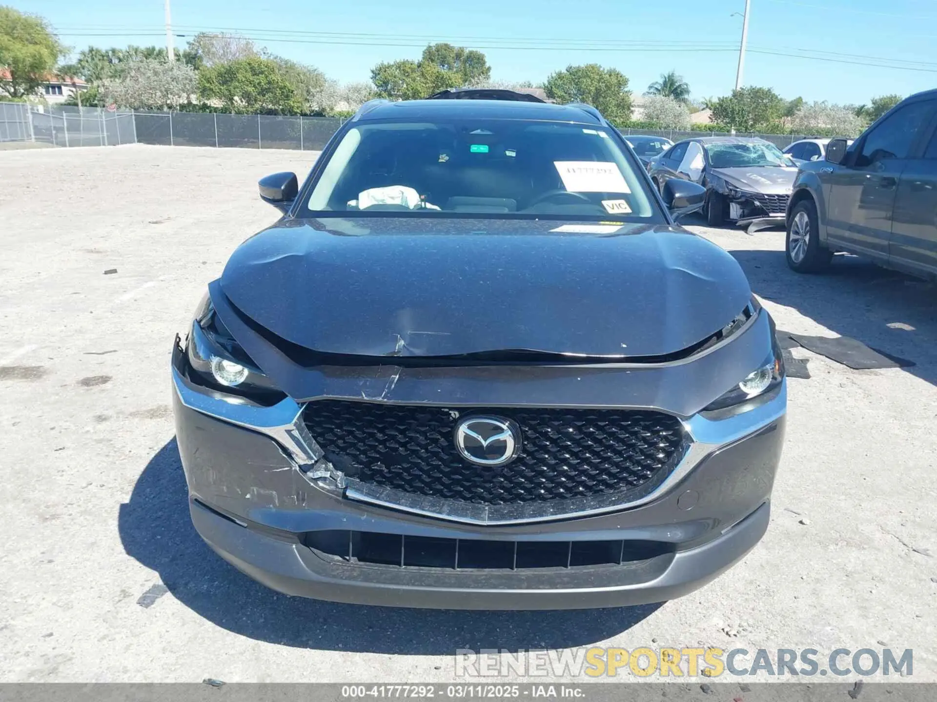 12 fotografías del automóvil dañado 3MVDMBCM7RM680214 MAZDA CX-30 2024