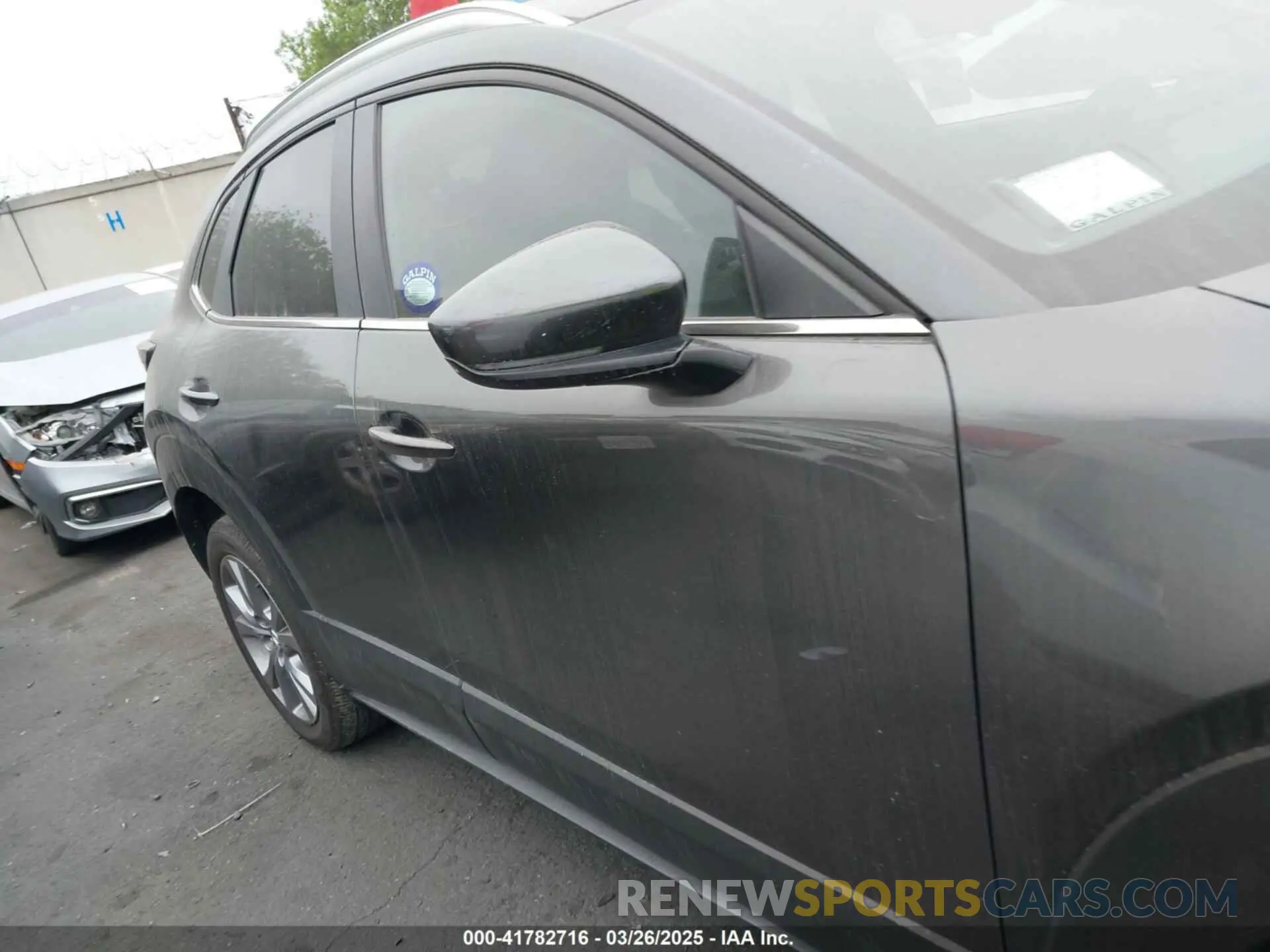 13 fotografías del automóvil dañado 3MVDMBCM9RM636876 MAZDA CX-30 2024
