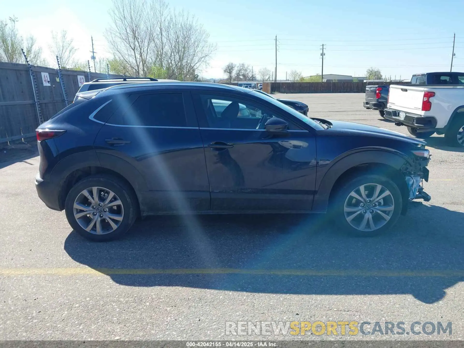 14 fotografías del automóvil dañado 3MVDMBCMXRM604020 MAZDA CX-30 2024