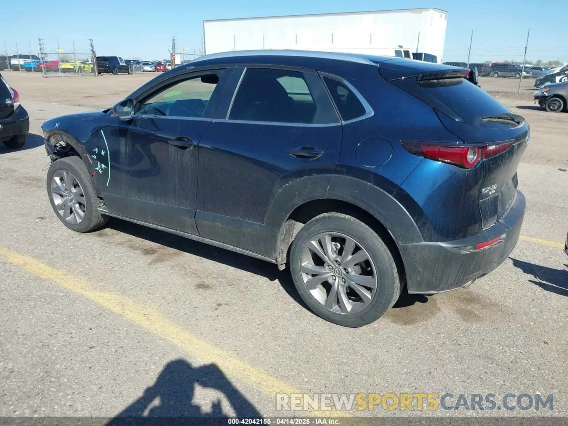 3 fotografías del automóvil dañado 3MVDMBCMXRM604020 MAZDA CX-30 2024