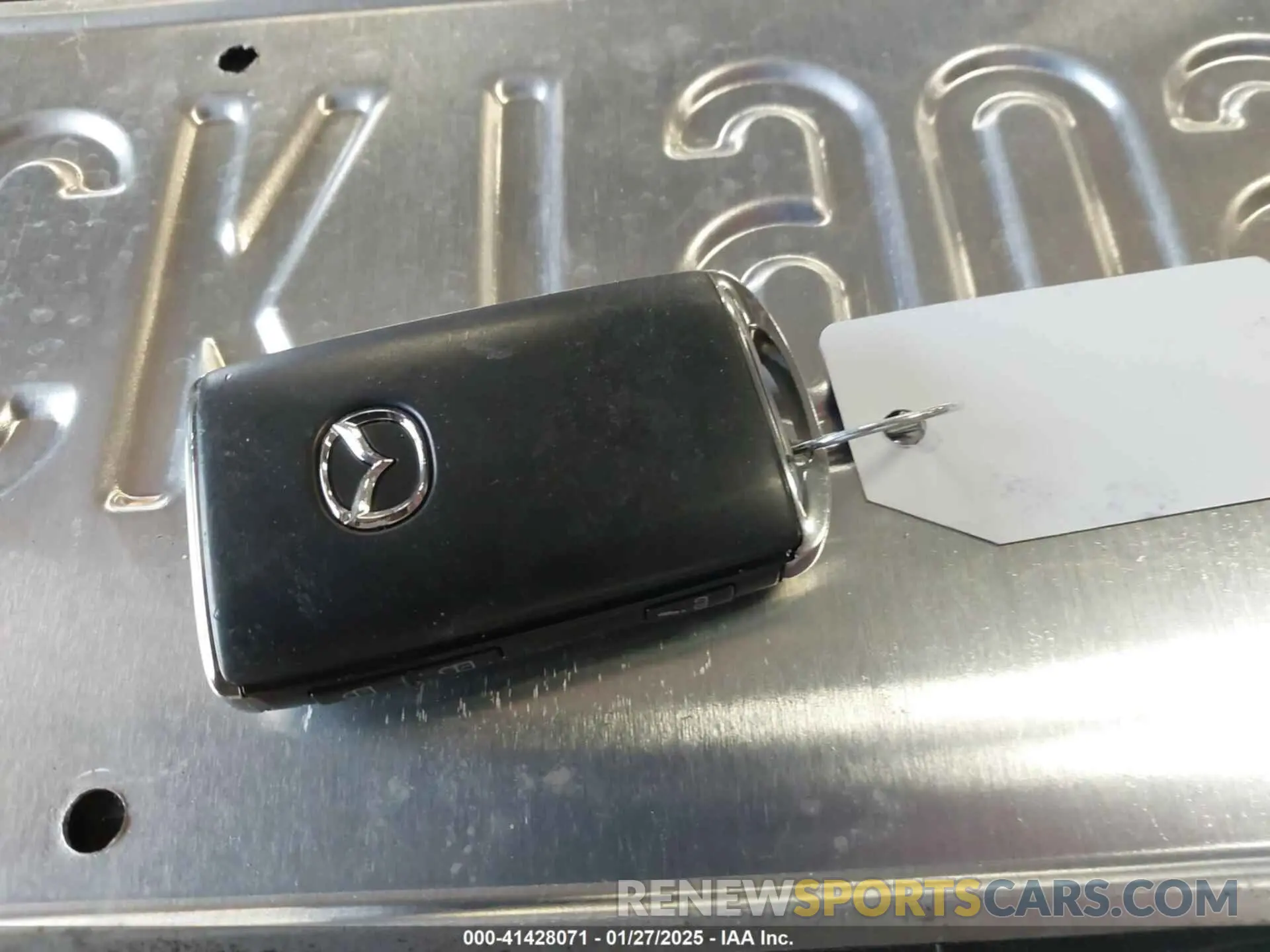 11 fotografías del automóvil dañado 3MVDMBCMXRM612697 MAZDA CX-30 2024
