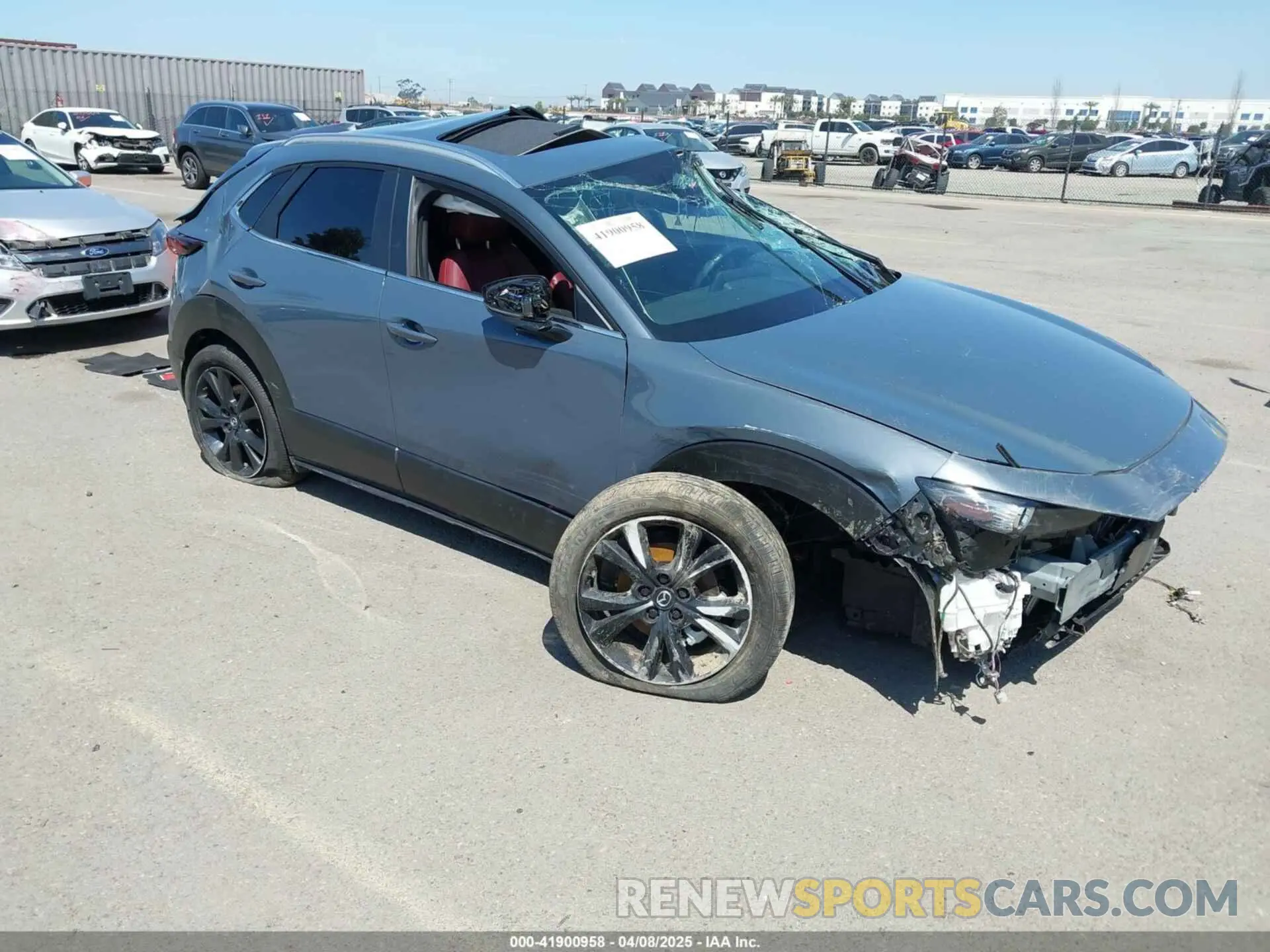 1 fotografías del automóvil dañado 3MVDMBCMXRM640631 MAZDA CX-30 2024