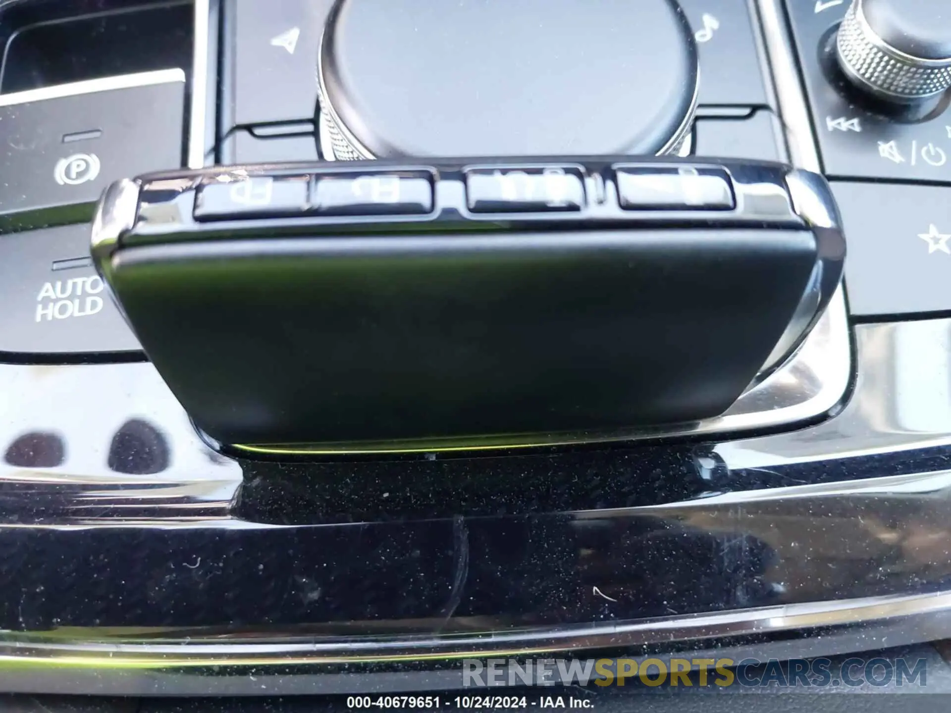 11 fotografías del automóvil dañado 3MVDMBDM0RM628115 MAZDA CX-30 2024