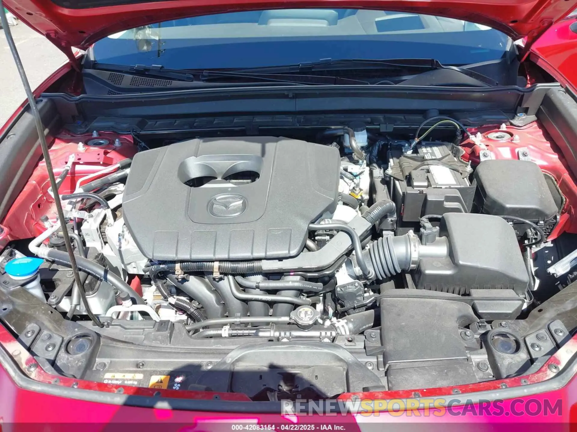 10 fotografías del automóvil dañado 3MVDMBDM2RM698179 MAZDA CX-30 2024