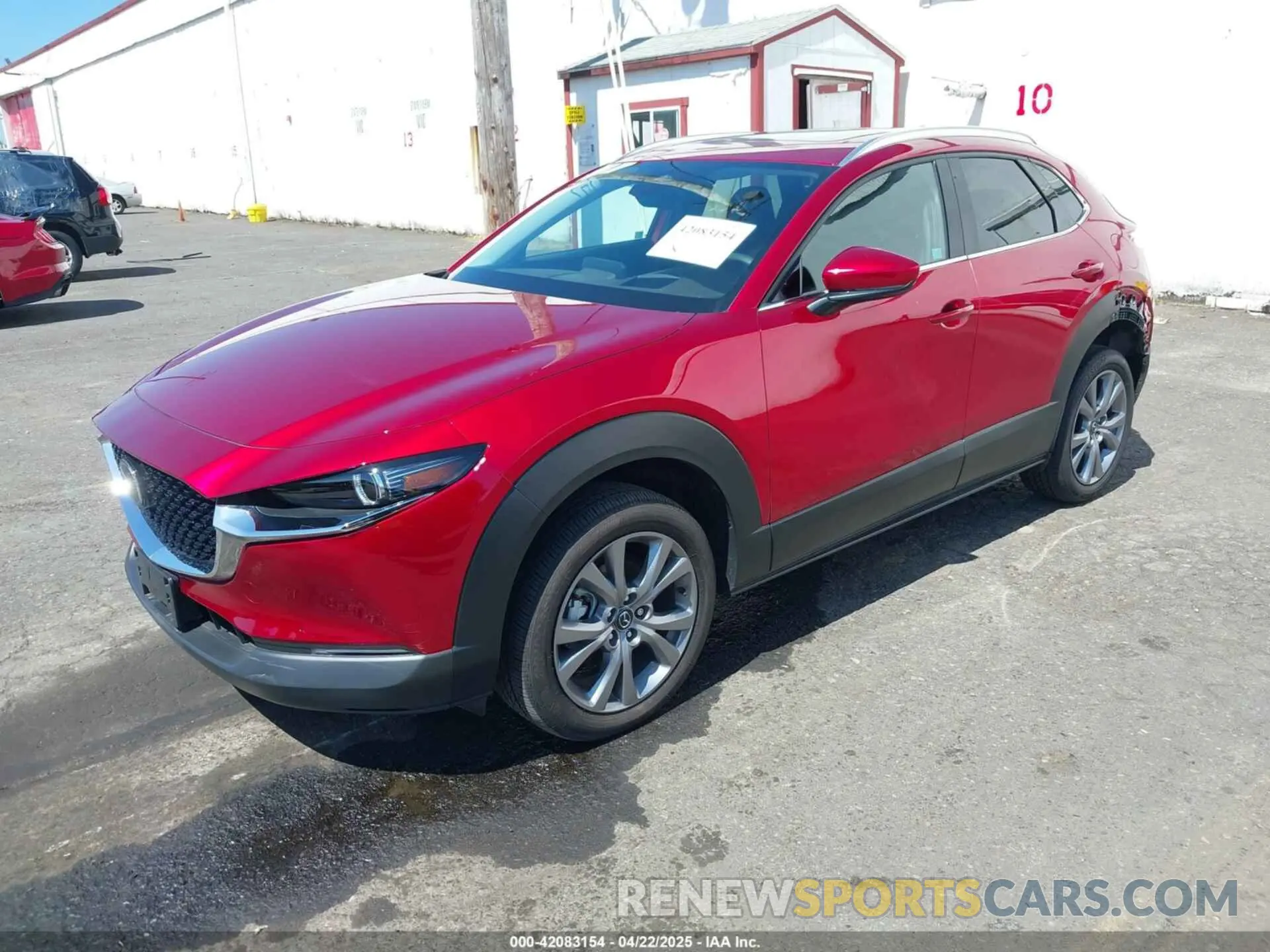 2 fotografías del automóvil dañado 3MVDMBDM2RM698179 MAZDA CX-30 2024